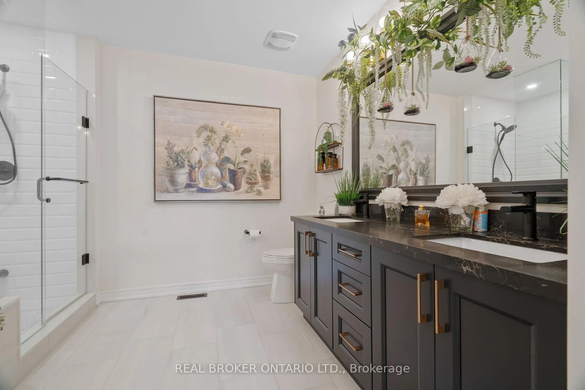 Photo 21 of 23 Howard Williams Court, Uxbridge — HOMEH