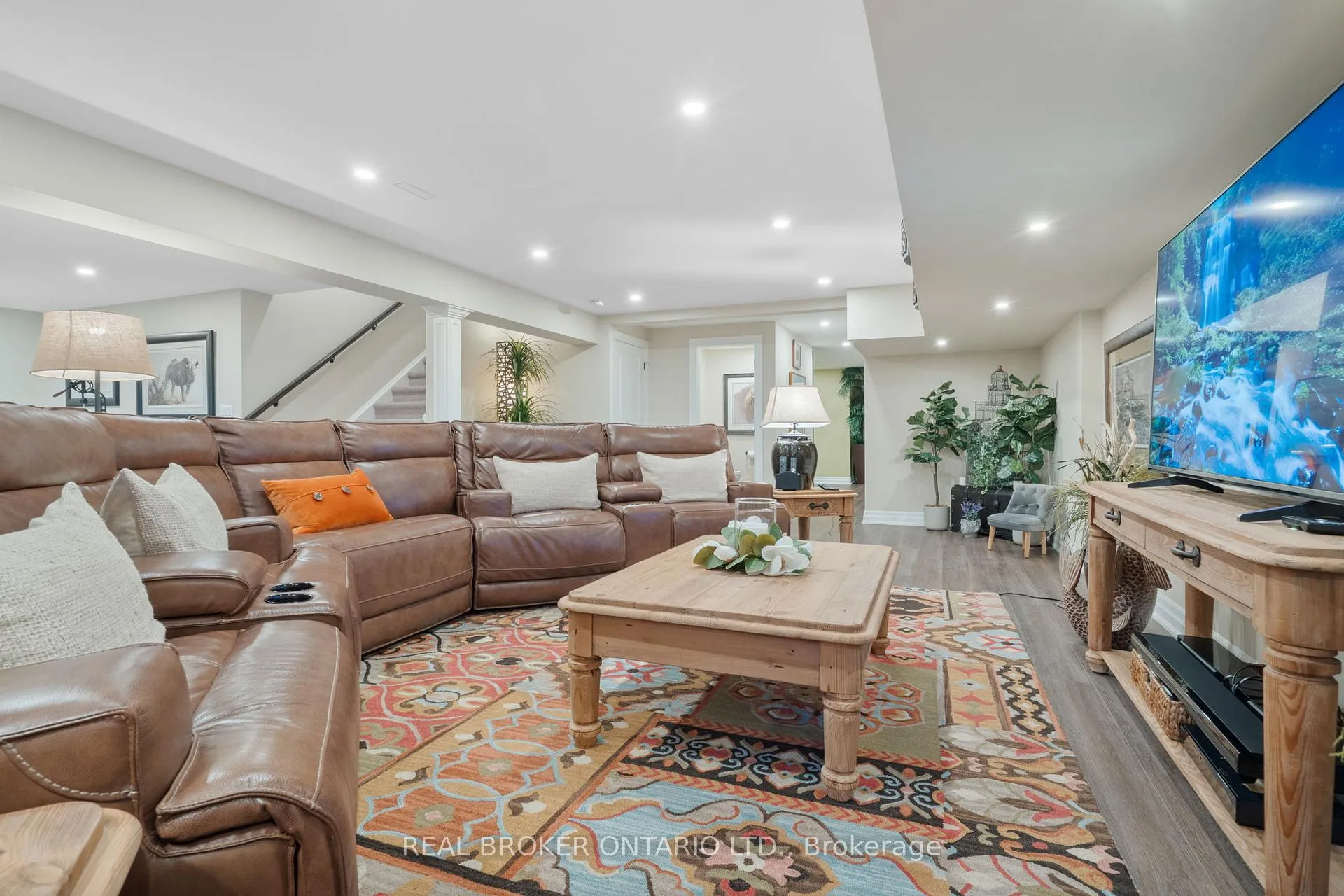 Photo 27 of 23 Howard Williams Court, Uxbridge — HOMEH