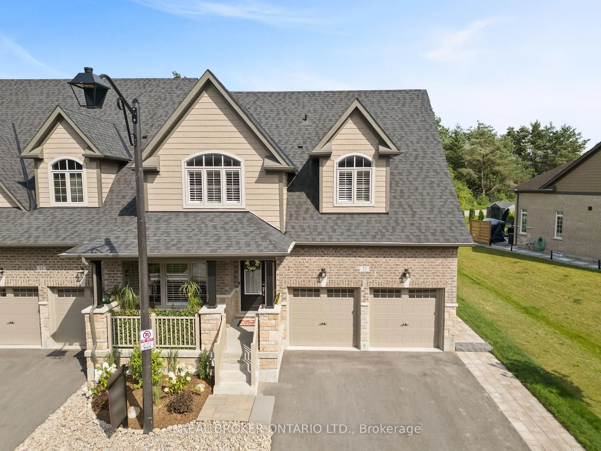 Photo 49 of 23 Howard Williams Court, Uxbridge — HOMEH