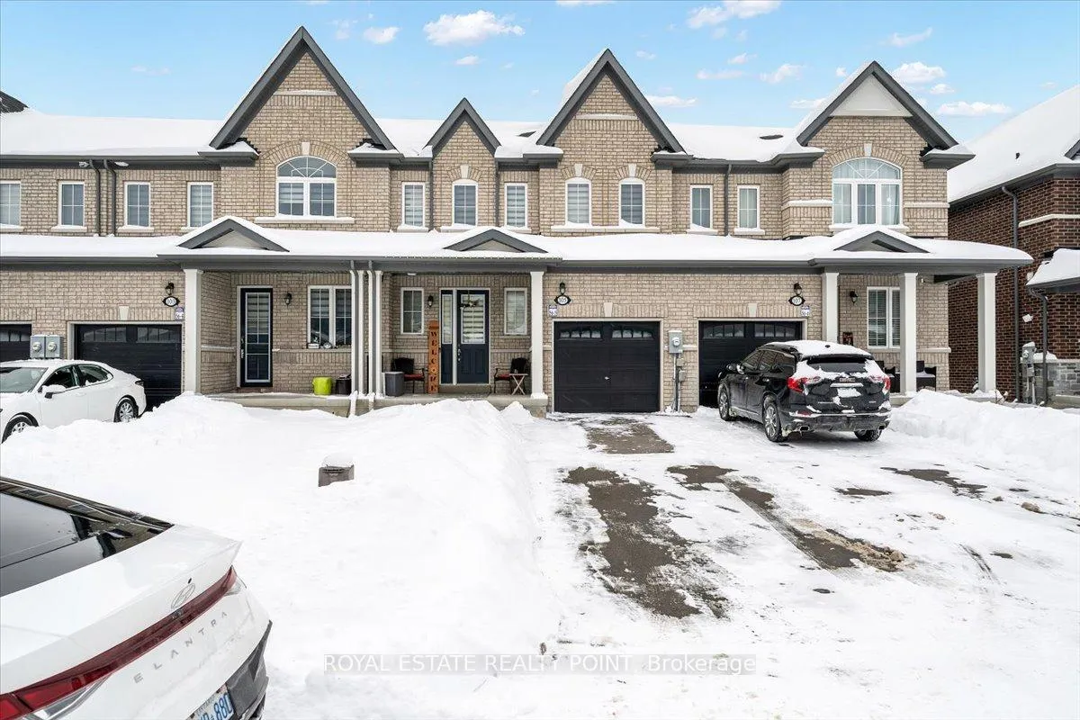 Front of 105 Bill Hutchinson Crescent