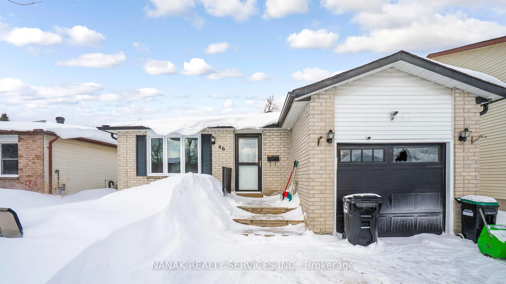 Photo 1 of 46 Hickling Trail, Barrie, Grove East — HOMEH