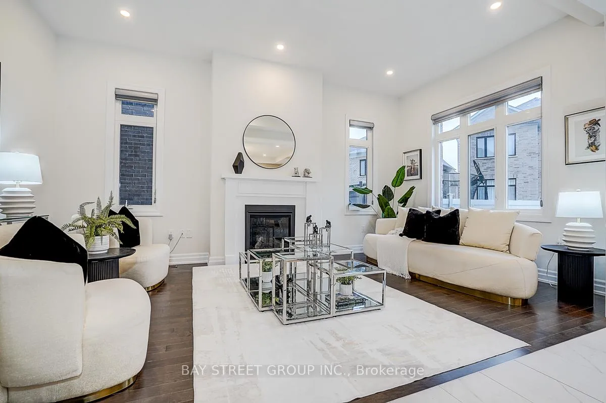 Photo 12 of 16 Botelho Circle, Aurora, Bayview Southeast — HOMEH