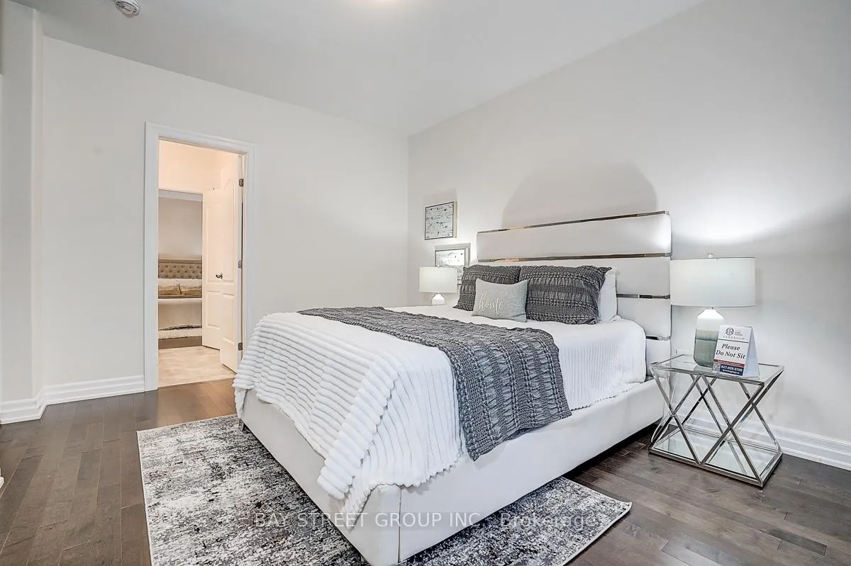 Photo 40 of 16 Botelho Circle, Aurora, Bayview Southeast — HOMEH