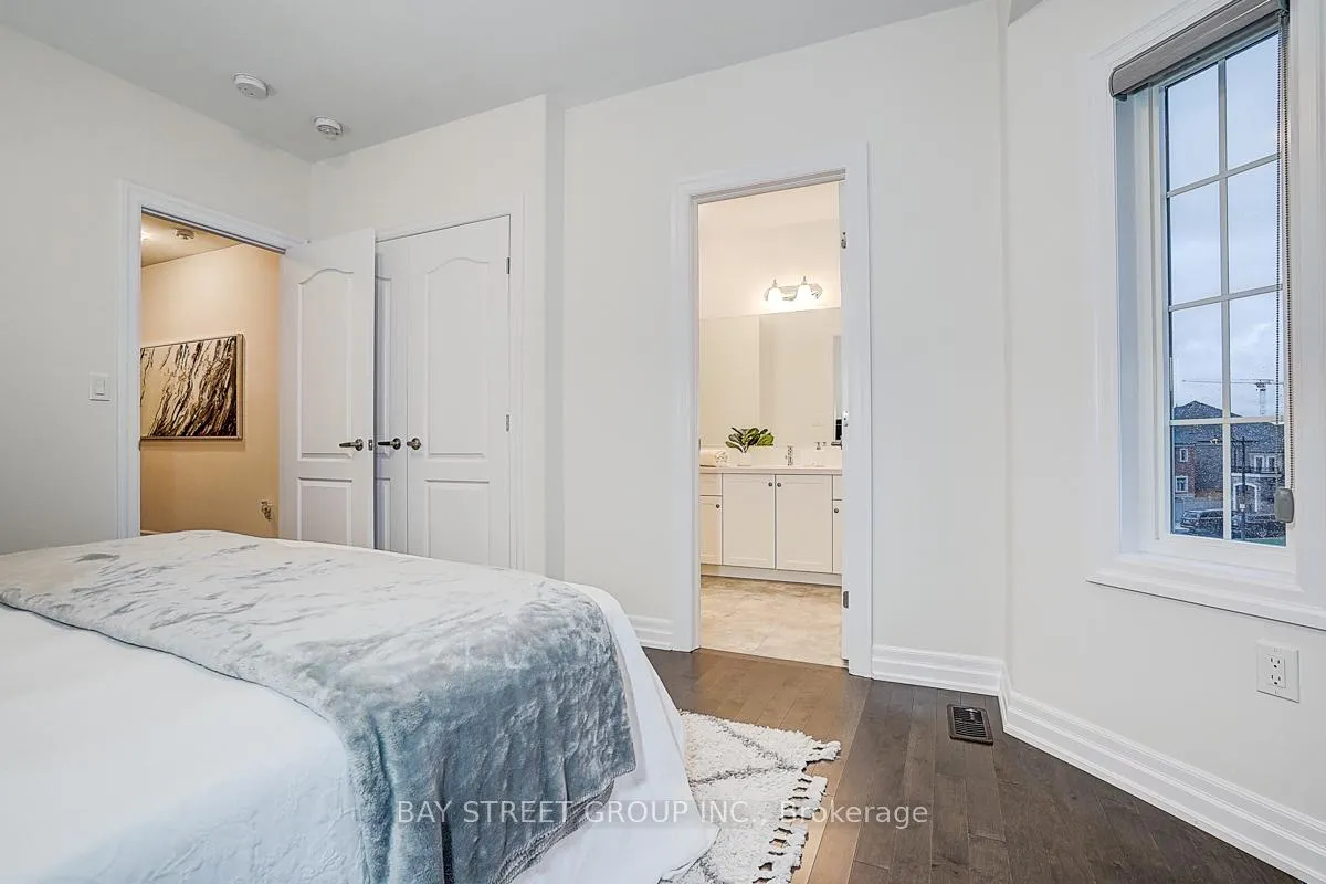 Photo 43 of 16 Botelho Circle, Aurora, Bayview Southeast — HOMEH