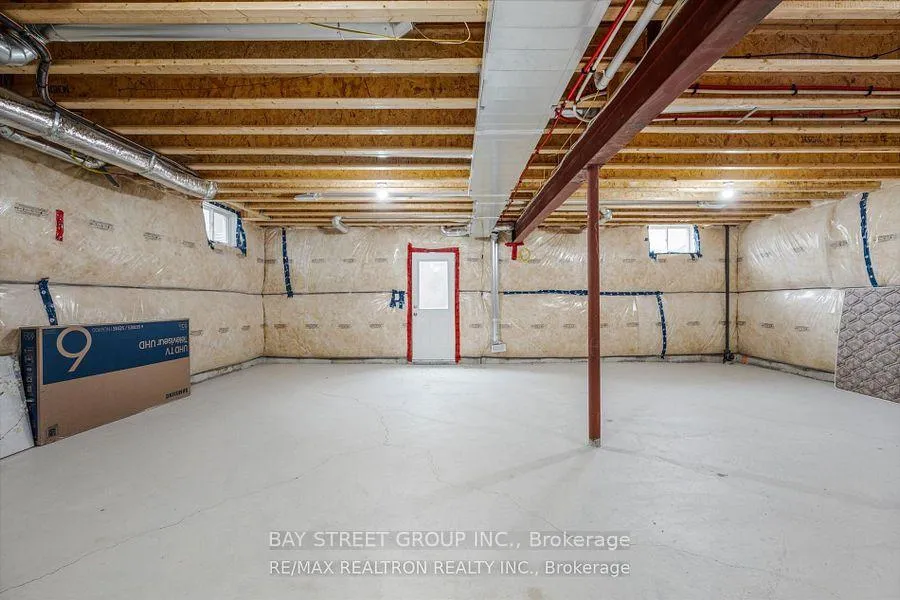 Photo 44 of 16 Botelho Circle, Aurora, Bayview Southeast — HOMEH