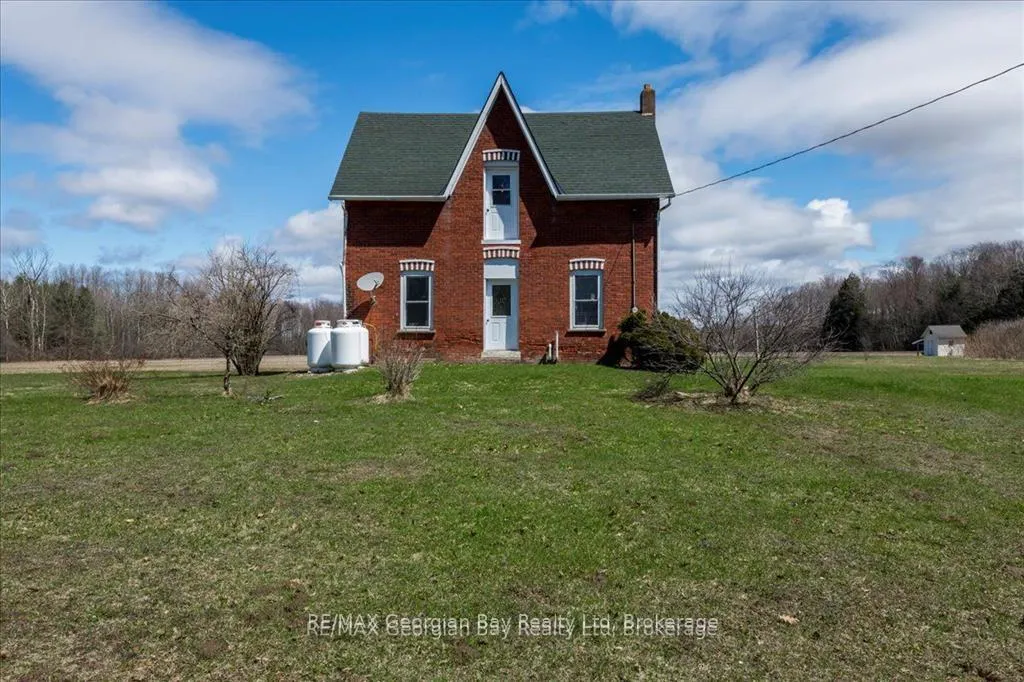 Photo 2 of 579 Marshall Road, Tiny, Rural Tiny — HOMEH