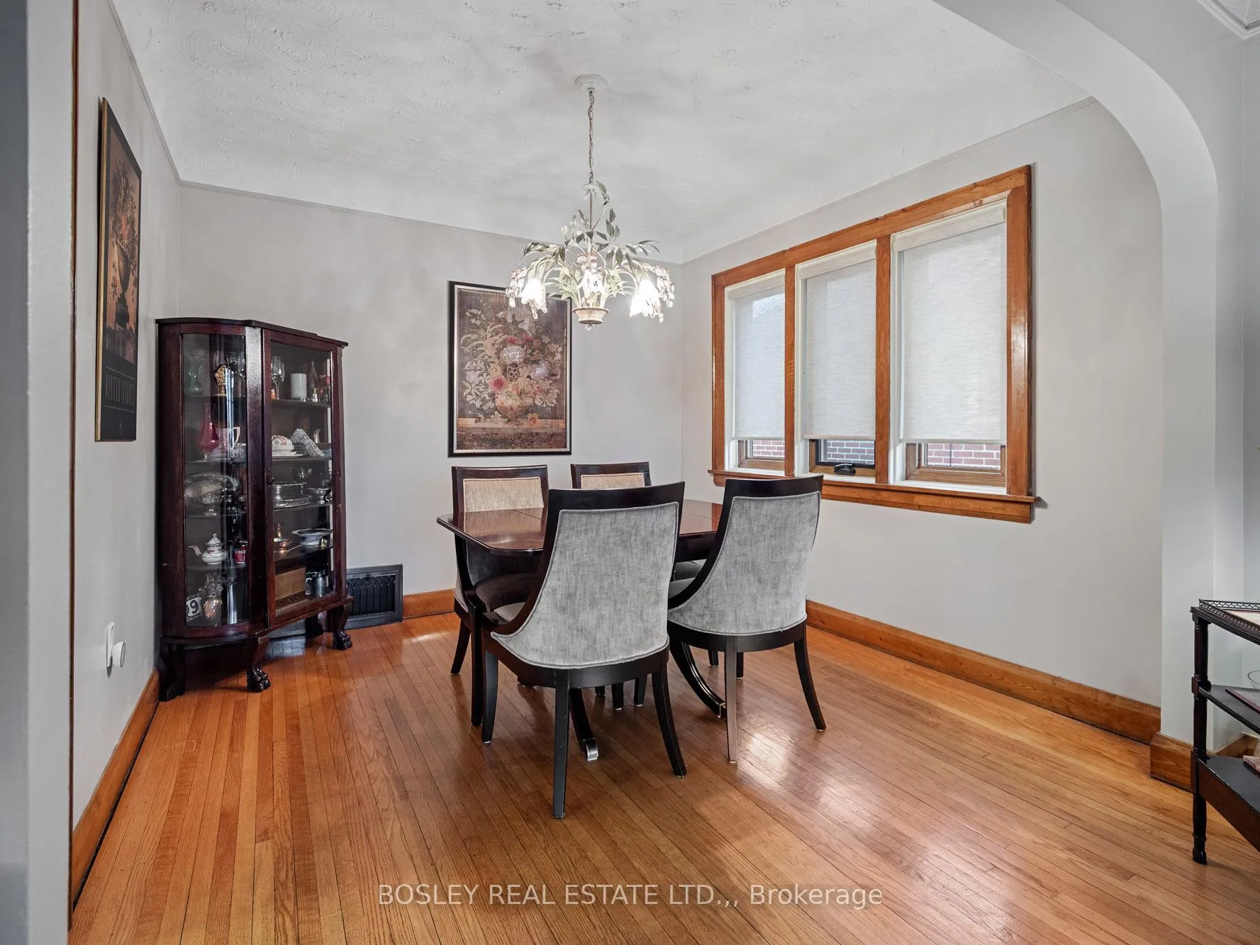 Photo 6 of 30 Spruce Street, St. Catharines, Downtown — HOMEH