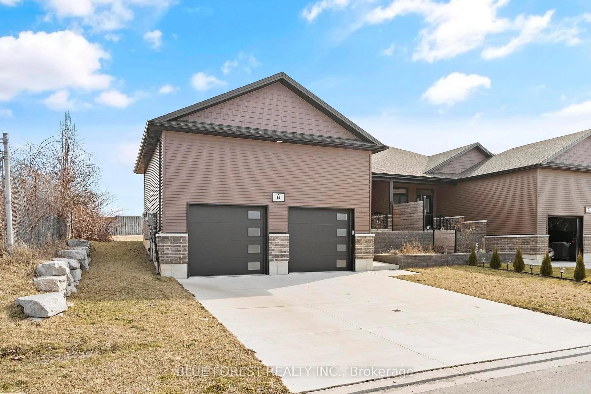 Photo 3 of 14 Vida Street, Chatham-Kent, Blenheim — HOMEH