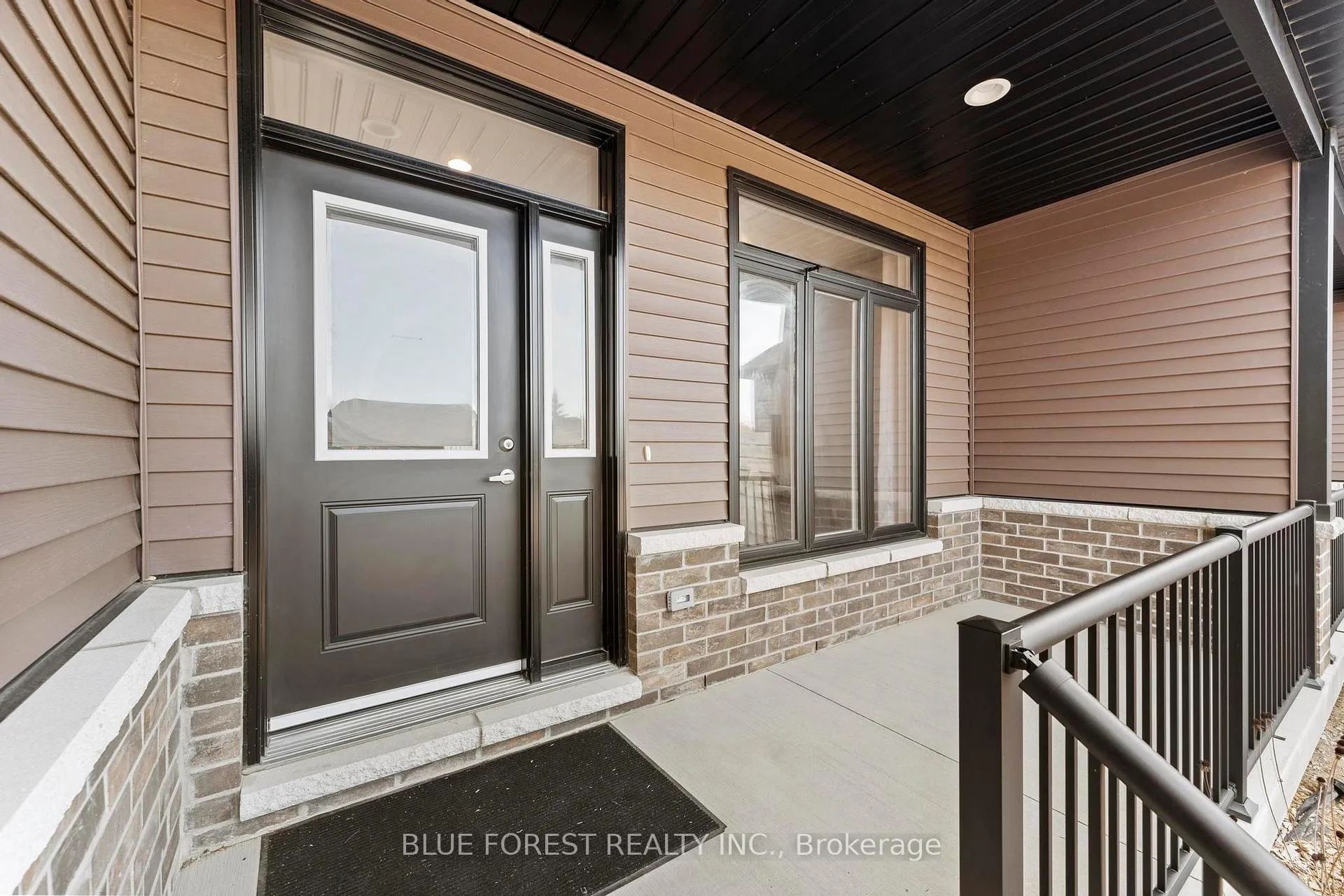 Photo 4 of 14 Vida Street, Chatham-Kent, Blenheim — HOMEH