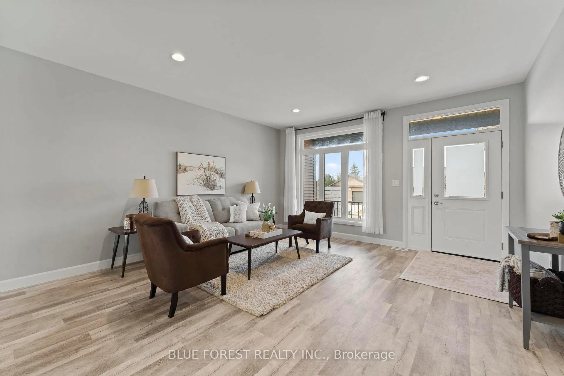 Photo 6 of 14 Vida Street, Chatham-Kent, Blenheim — HOMEH