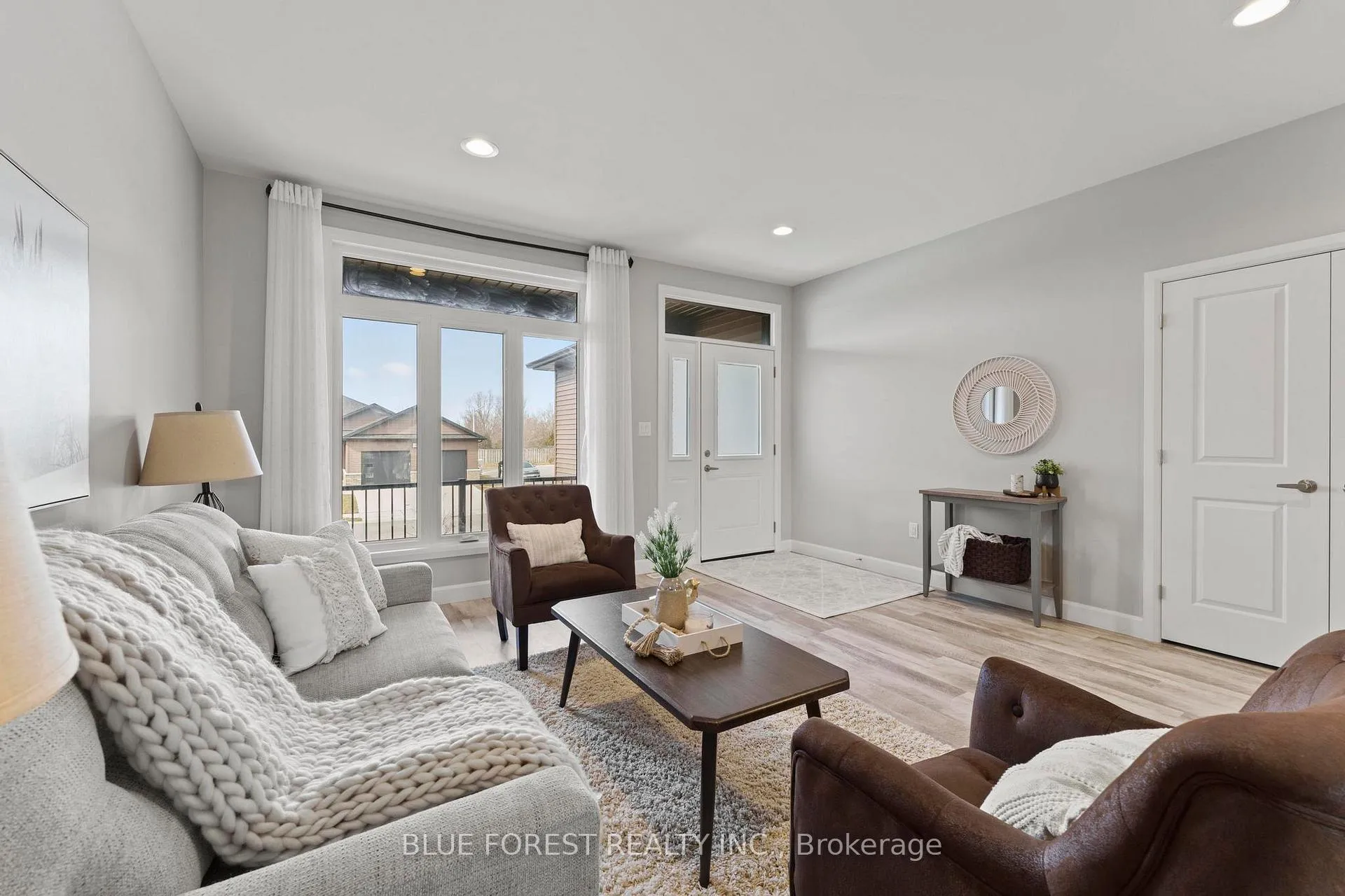 Photo 7 of 14 Vida Street, Chatham-Kent, Blenheim — HOMEH