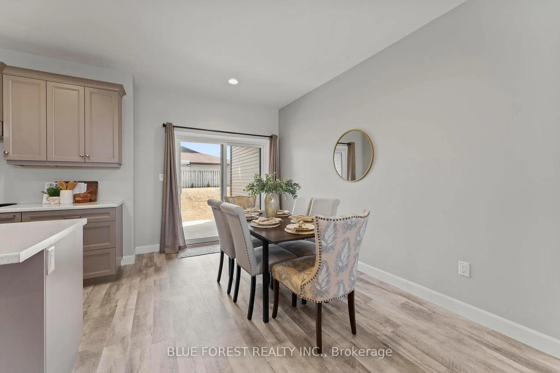 Photo 10 of 14 Vida Street, Chatham-Kent, Blenheim — HOMEH