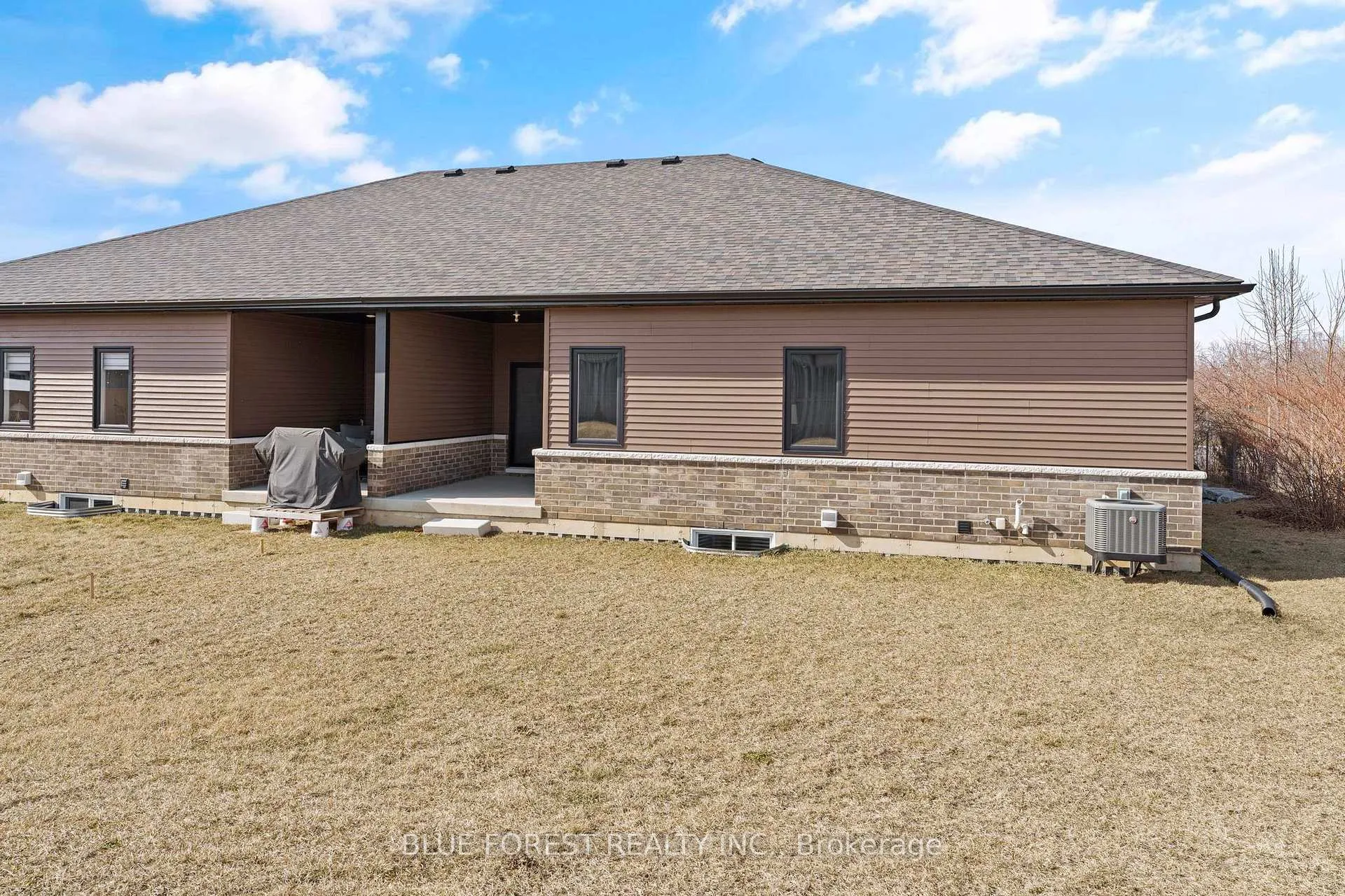 Photo 30 of 14 Vida Street, Chatham-Kent, Blenheim — HOMEH
