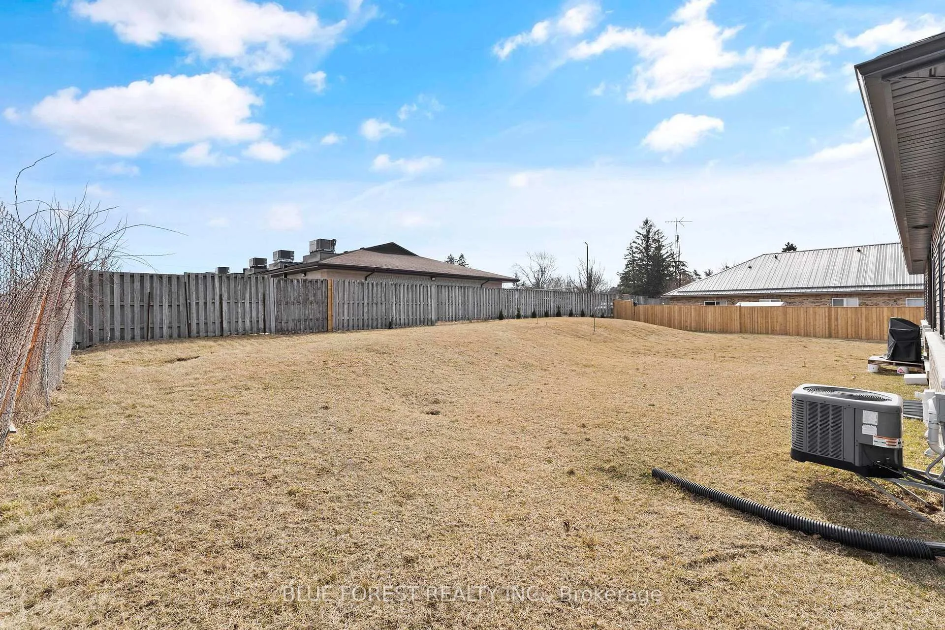 Photo 31 of 14 Vida Street, Chatham-Kent, Blenheim — HOMEH