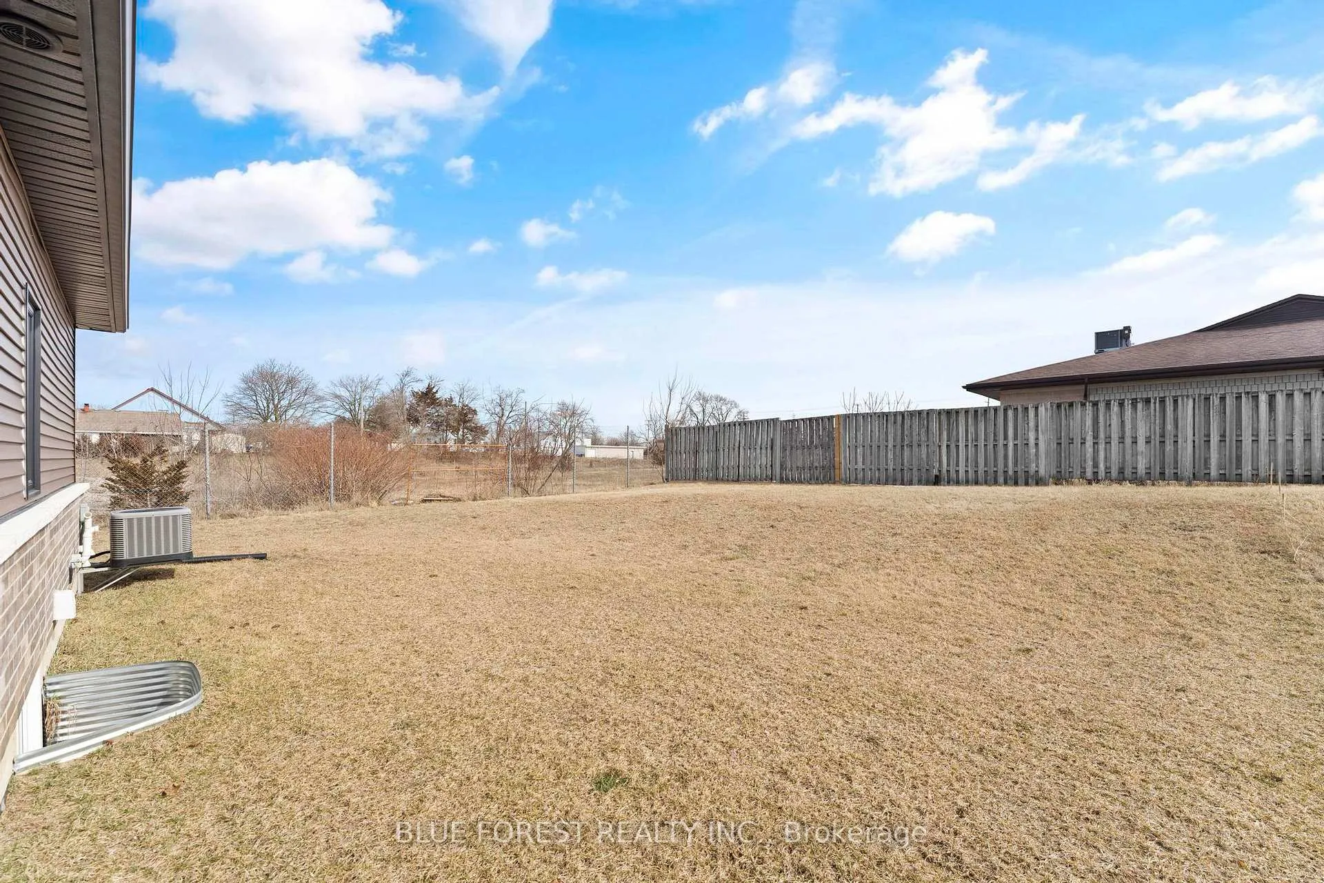 Photo 34 of 14 Vida Street, Chatham-Kent, Blenheim — HOMEH