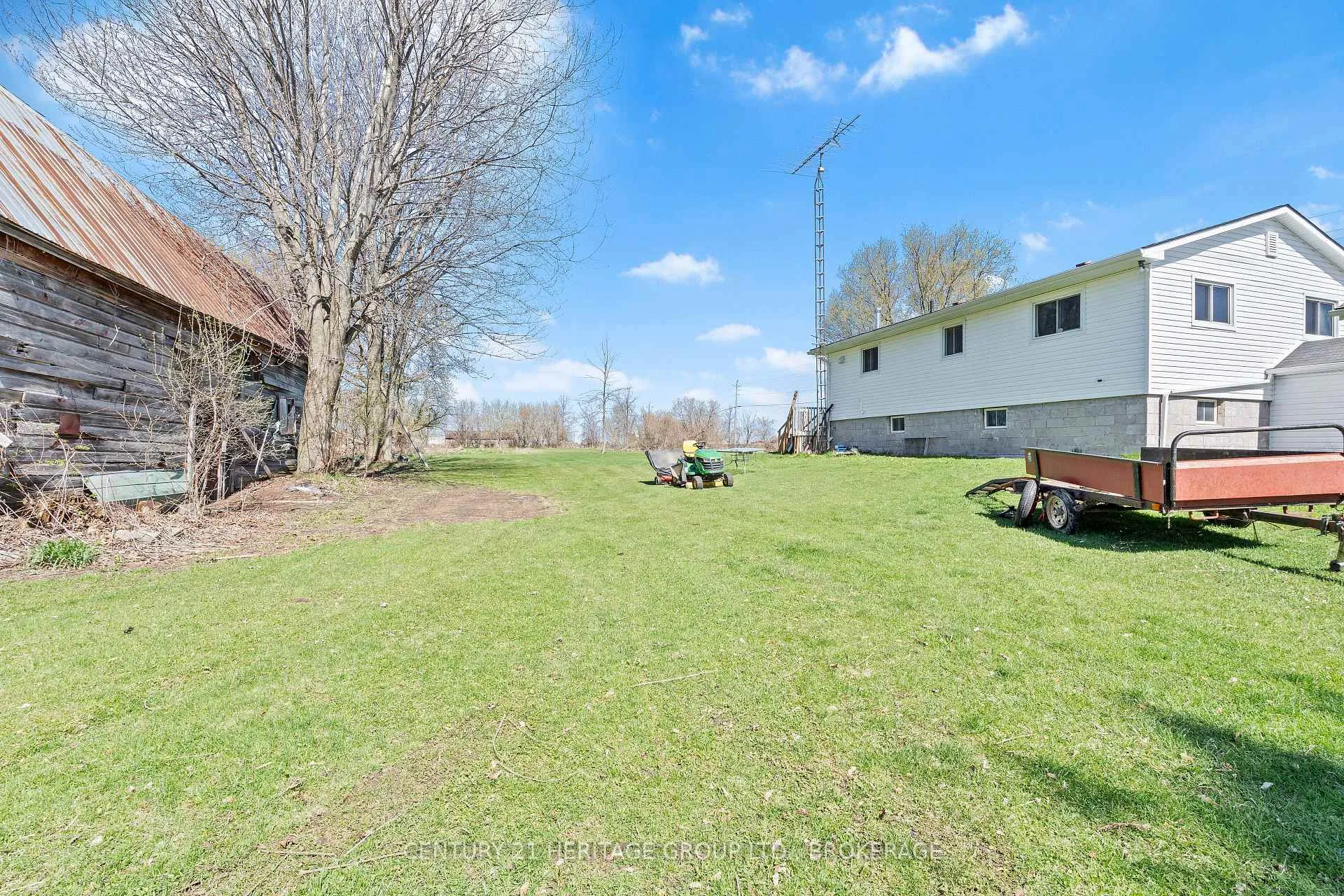 Photo 42 of 2750 15 Highway, Rideau Lakes, Rideau Lakes (South Crosby) Twp — HOMEH