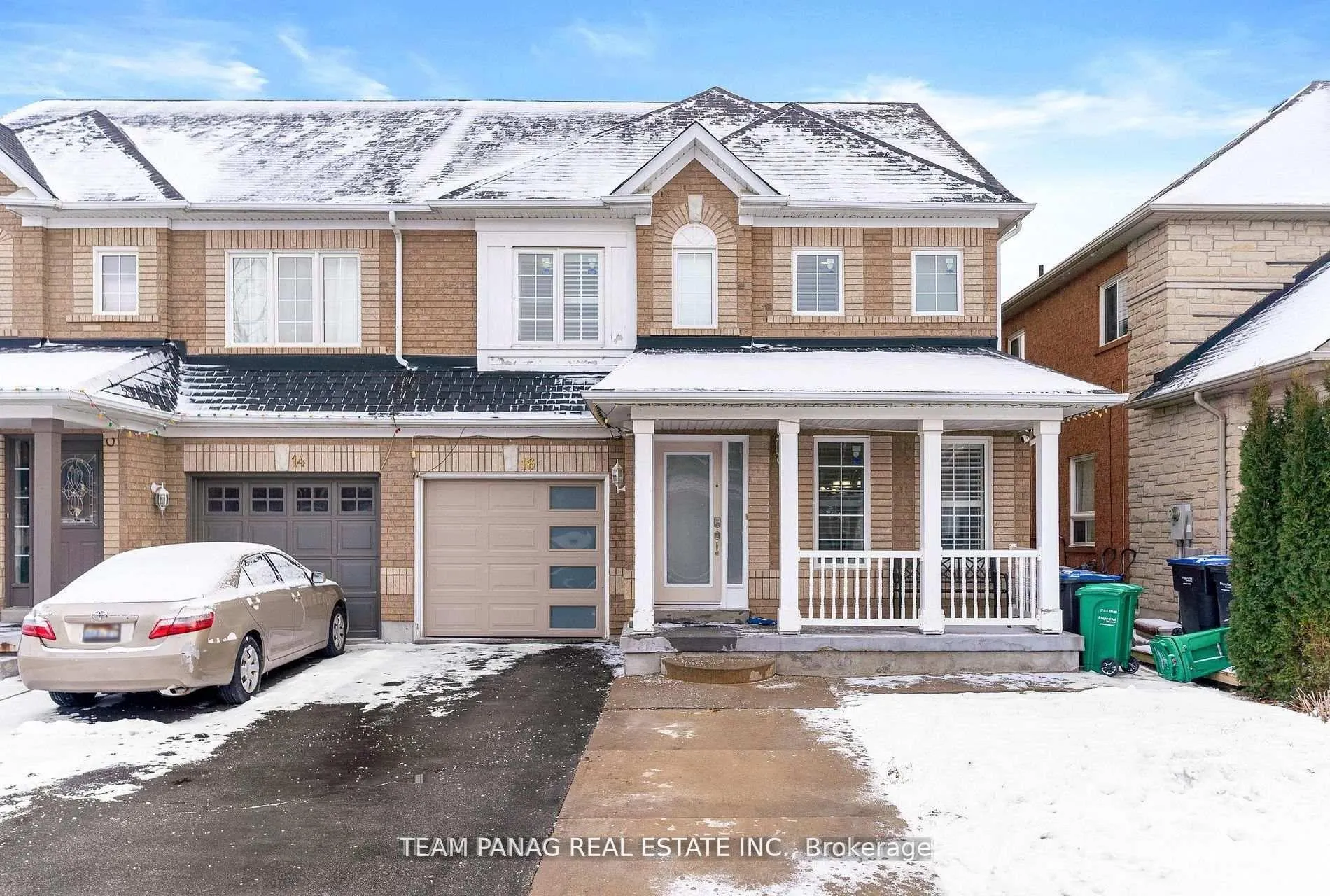 Photo 1 of 16 Saintsbury Crescent, Brampton, Sandringham-Wellington — HOMEH