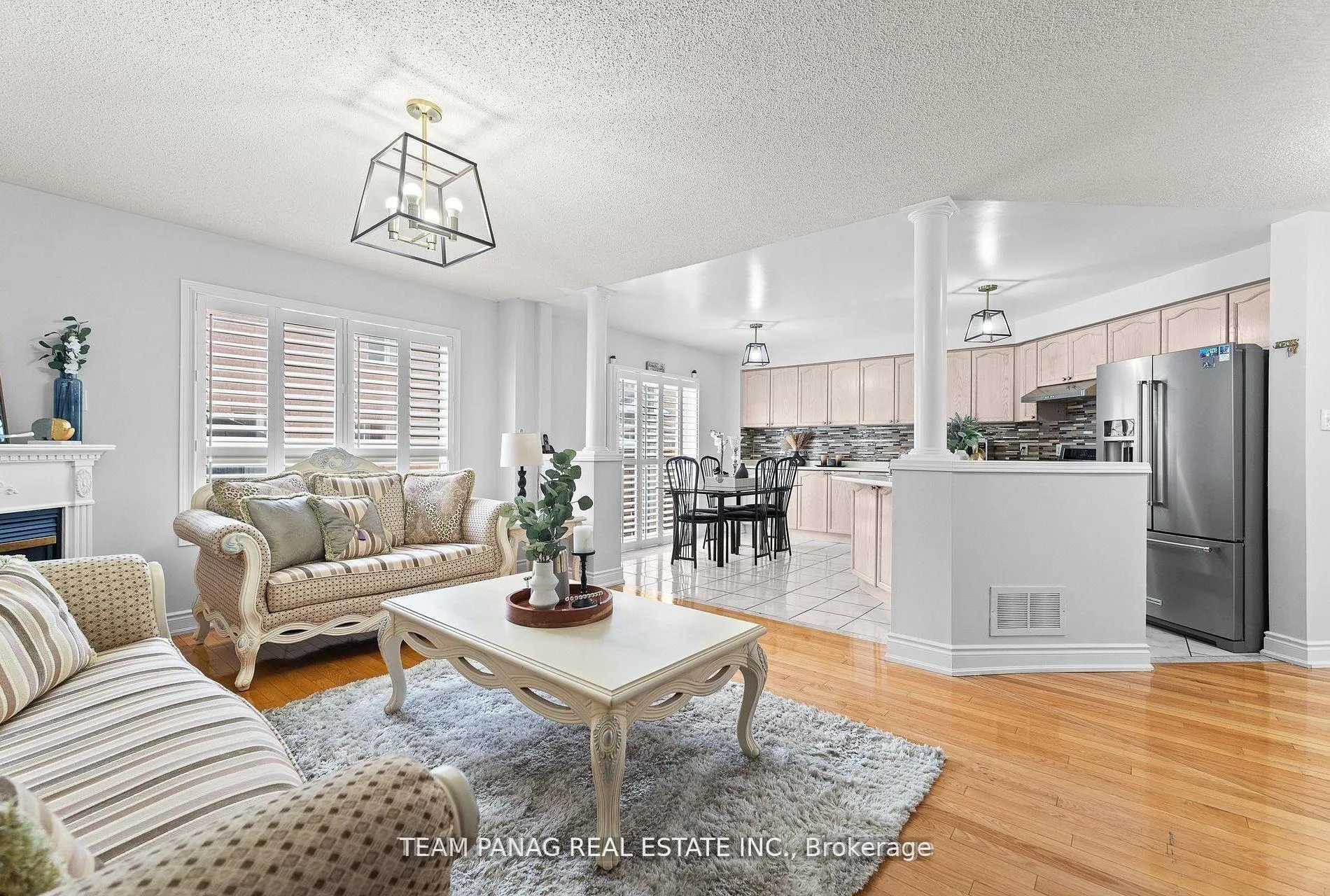 Photo 7 of 16 Saintsbury Crescent, Brampton, Sandringham-Wellington — HOMEH