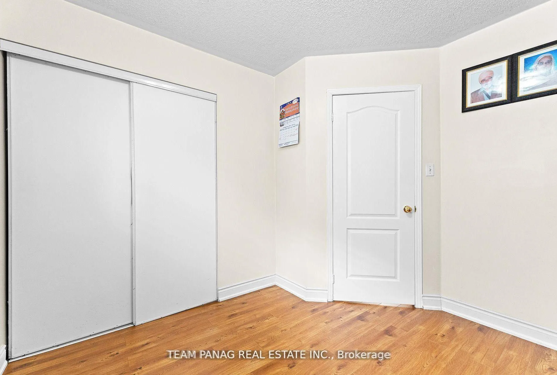 Photo 18 of 16 Saintsbury Crescent, Brampton, Sandringham-Wellington — HOMEH