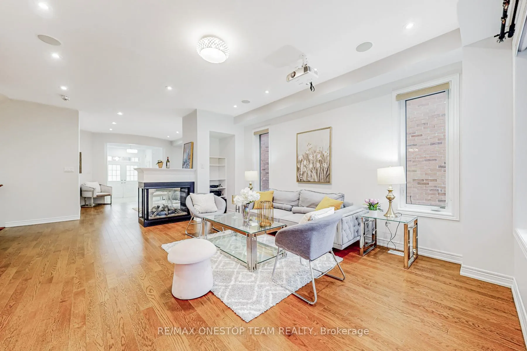Photo 11 of 16 Nocturne Avenue, Vaughan, Kleinburg — HOMEH