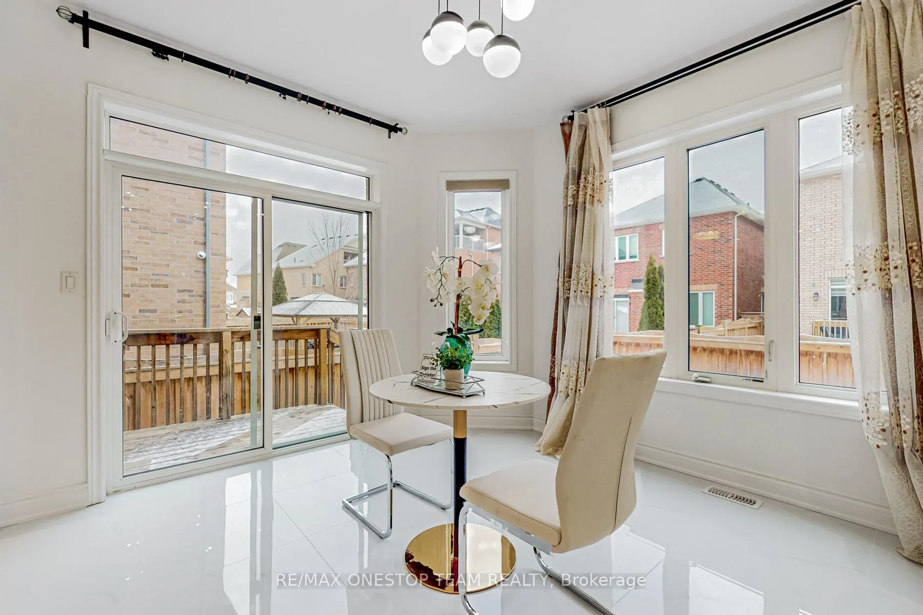 Photo 16 of 16 Nocturne Avenue, Vaughan, Kleinburg — HOMEH