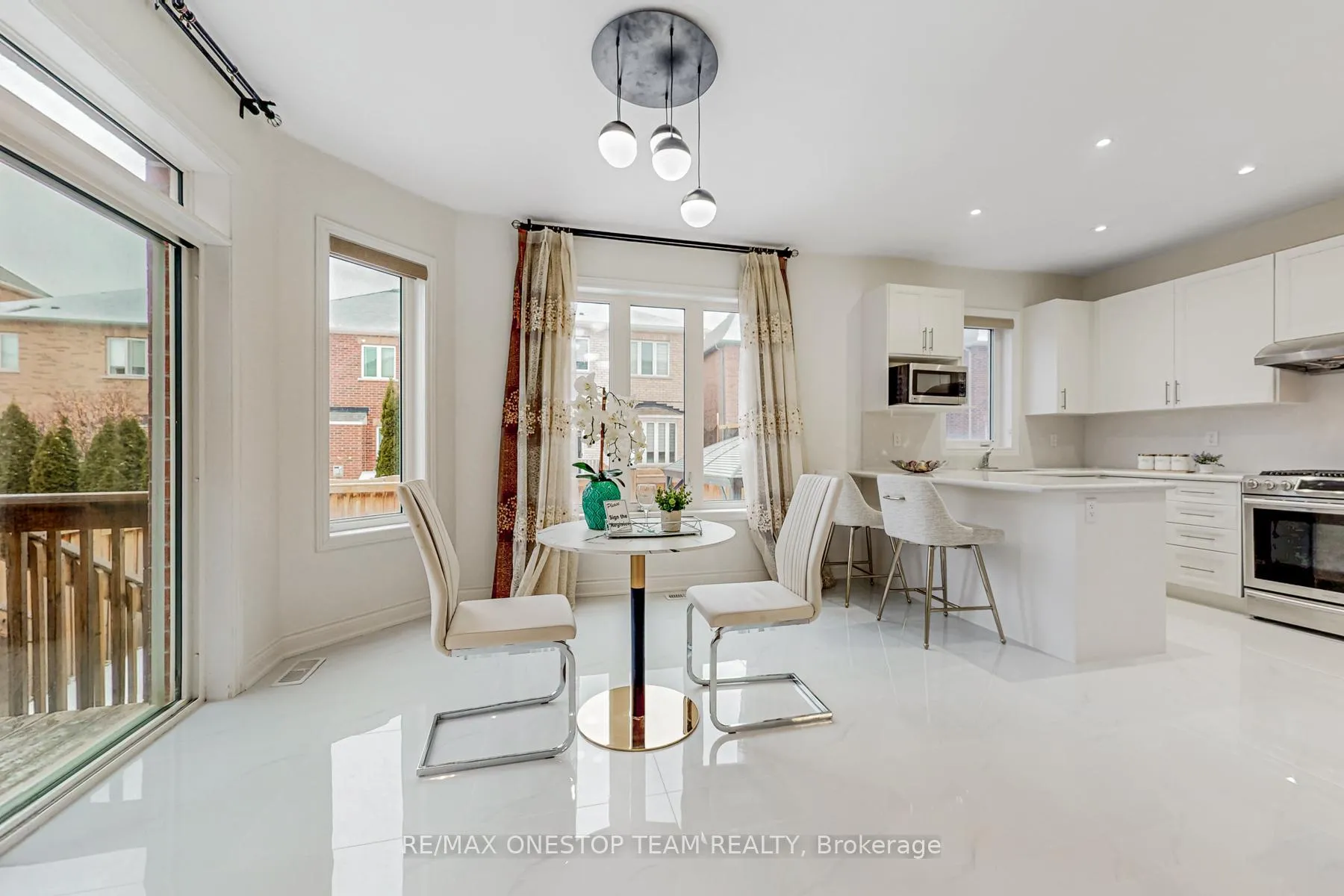 Photo 17 of 16 Nocturne Avenue, Vaughan, Kleinburg — HOMEH