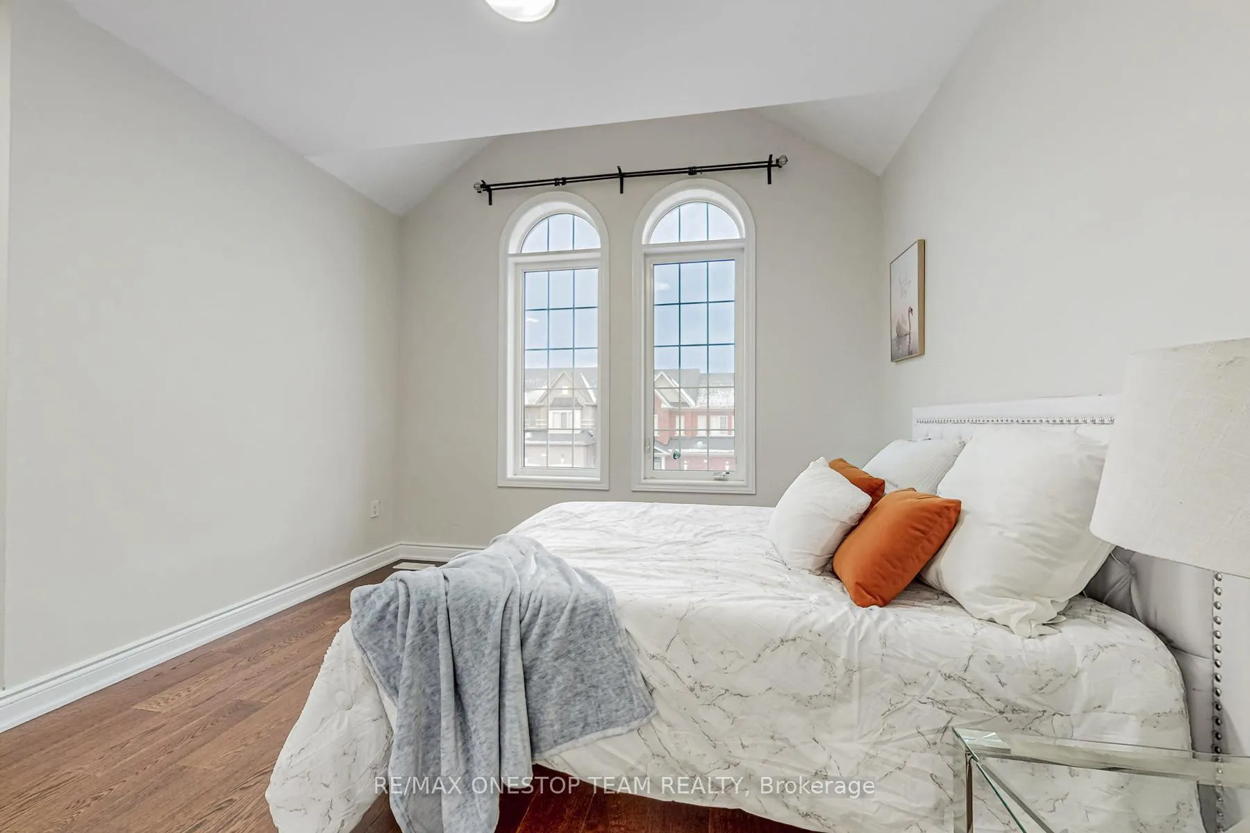 Photo 33 of 16 Nocturne Avenue, Vaughan, Kleinburg — HOMEH
