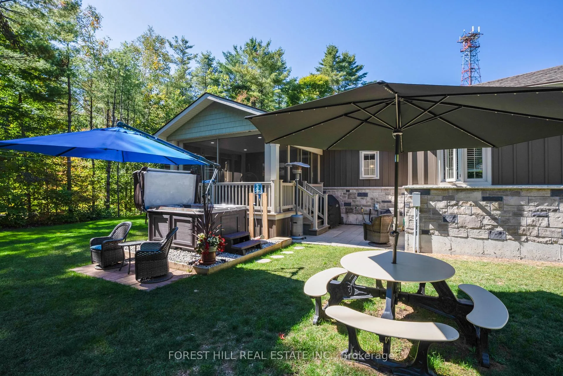 Photo 5 of 1025 Tower Crescent, Gravenhurst, Morriston — HOMEH