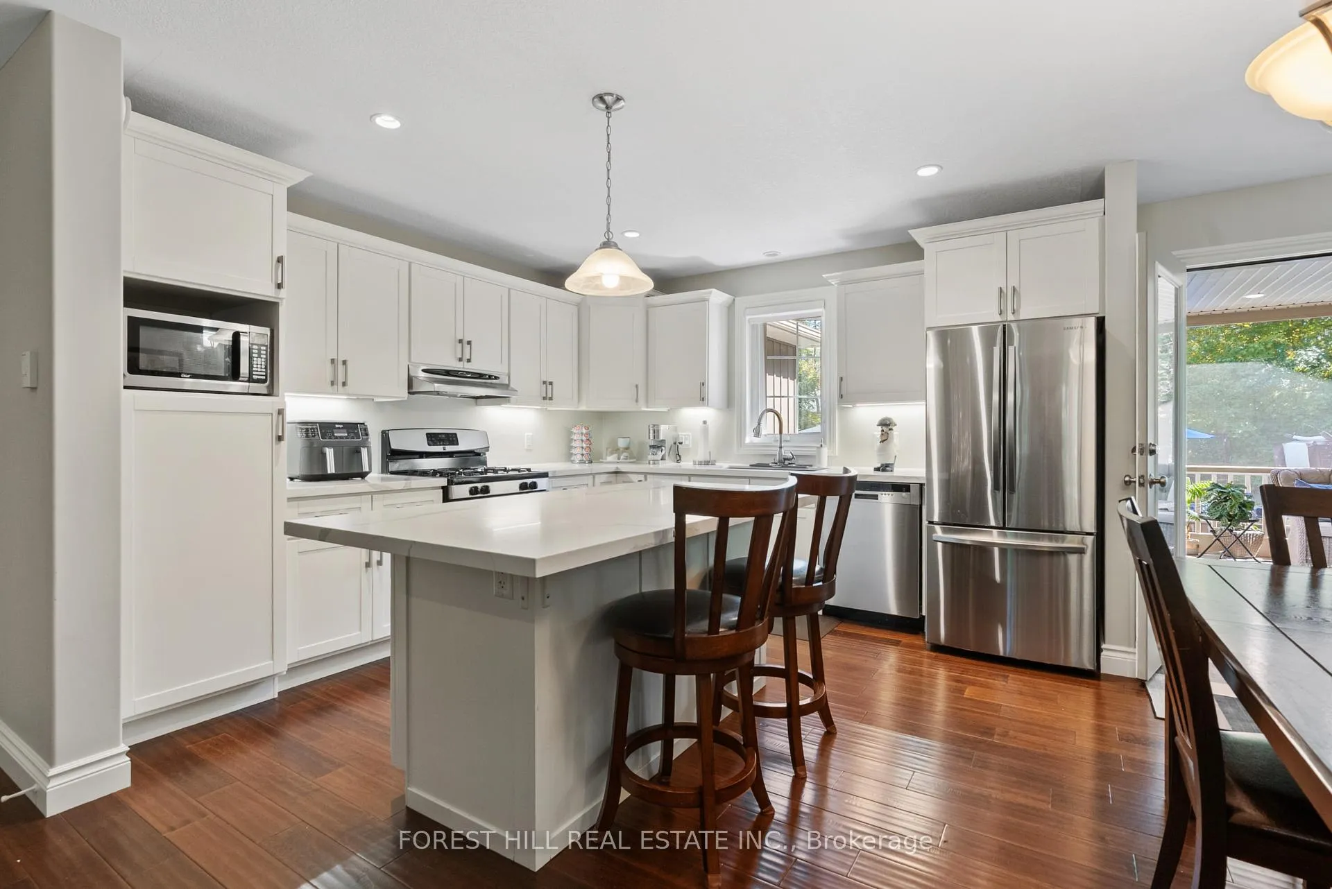 Photo 7 of 1025 Tower Crescent, Gravenhurst, Morriston — HOMEH