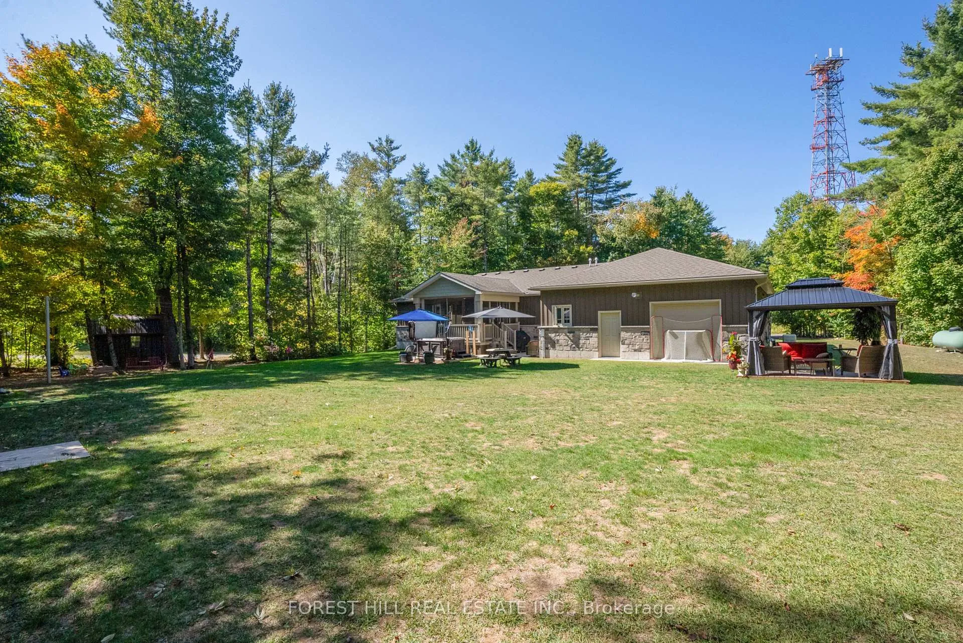 Photo 21 of 1025 Tower Crescent, Gravenhurst, Morriston — HOMEH