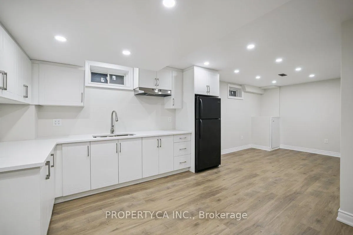 Photo 32 of 1527 Kovachik Boulevard, Milton, Walker — HOMEH