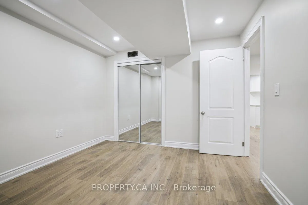 Photo 38 of 1527 Kovachik Boulevard, Milton, Walker — HOMEH