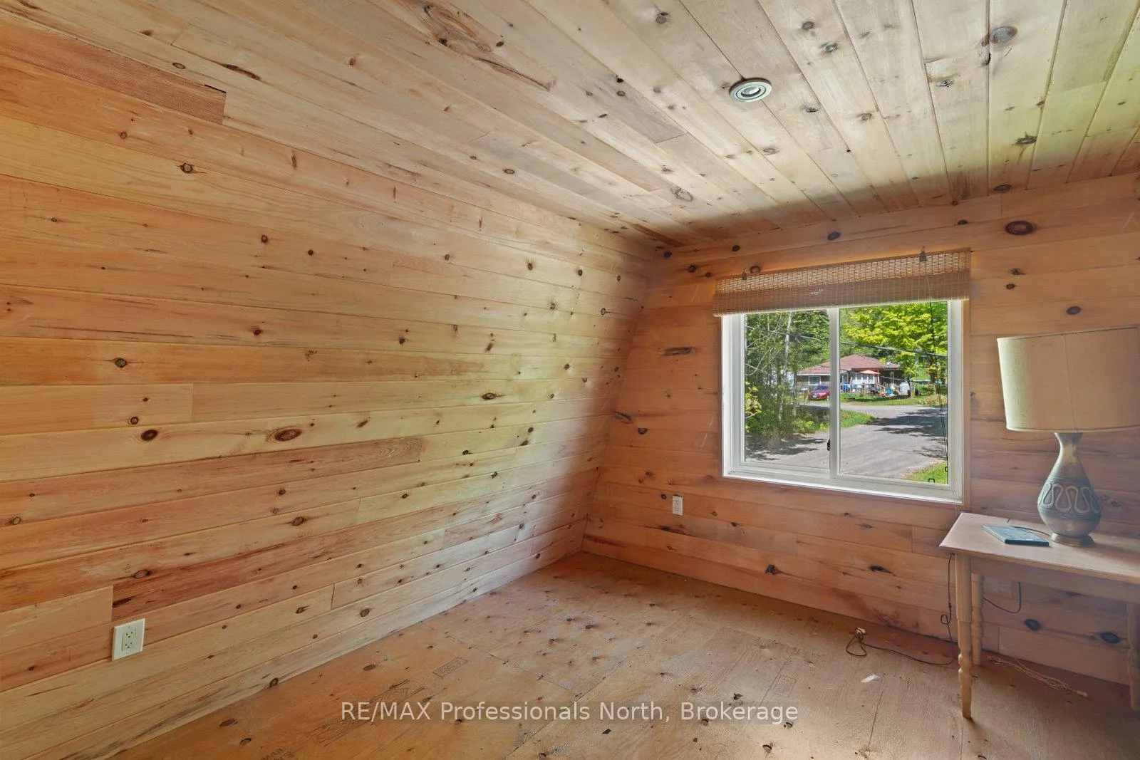 Photo 23 of 1363 Walker Line, Algonquin Highlands — HOMEH