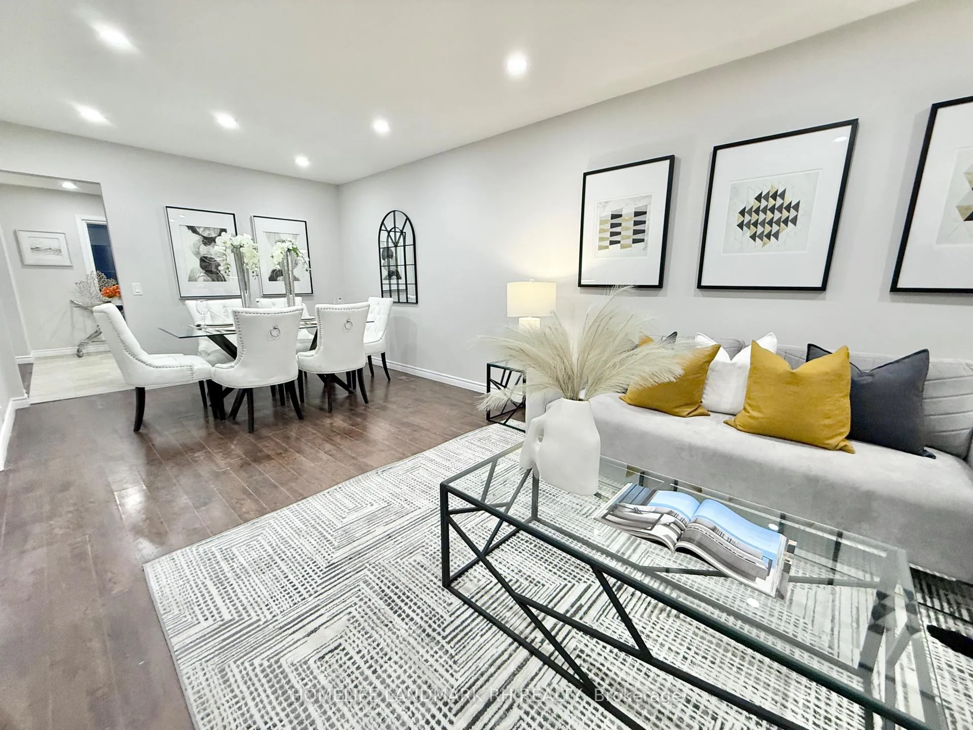 Photo 5 of 114 Mercer Crescent, Markham, Raymerville — HOMEH