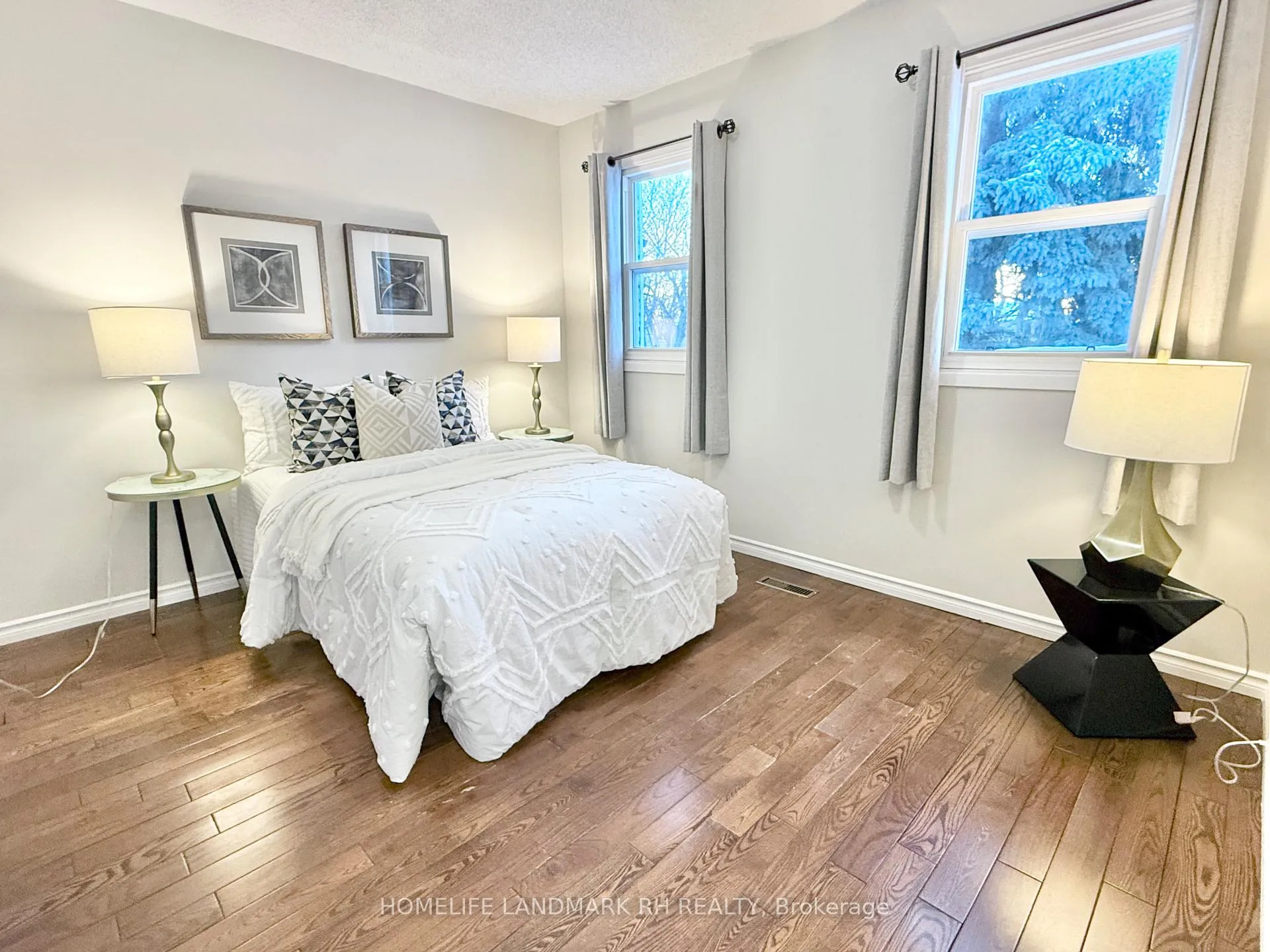 Photo 9 of 114 Mercer Crescent, Markham, Raymerville — HOMEH