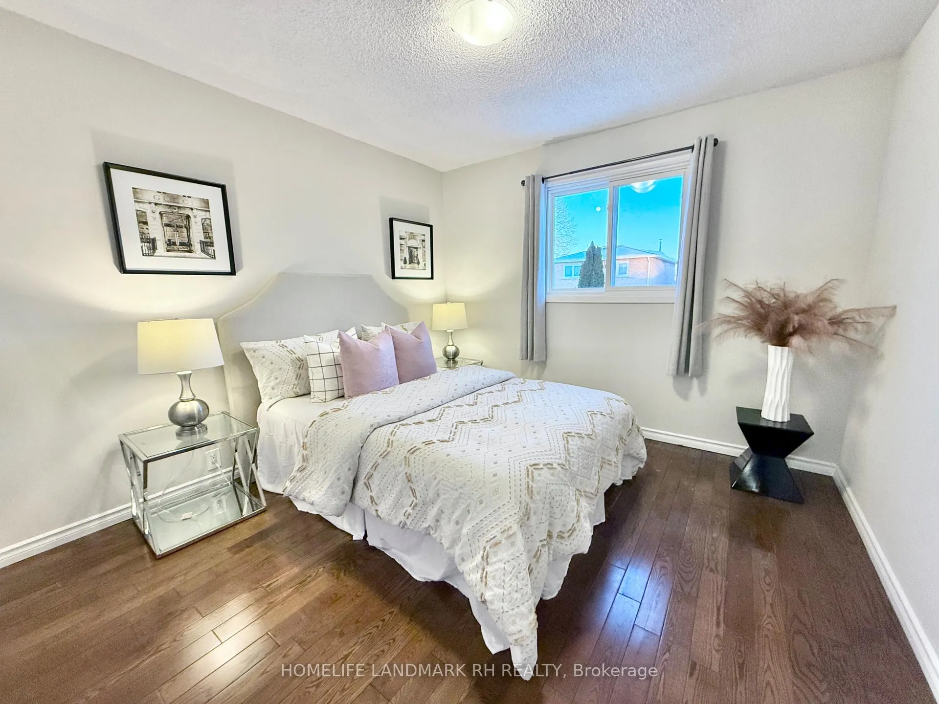 Photo 11 of 114 Mercer Crescent, Markham, Raymerville — HOMEH