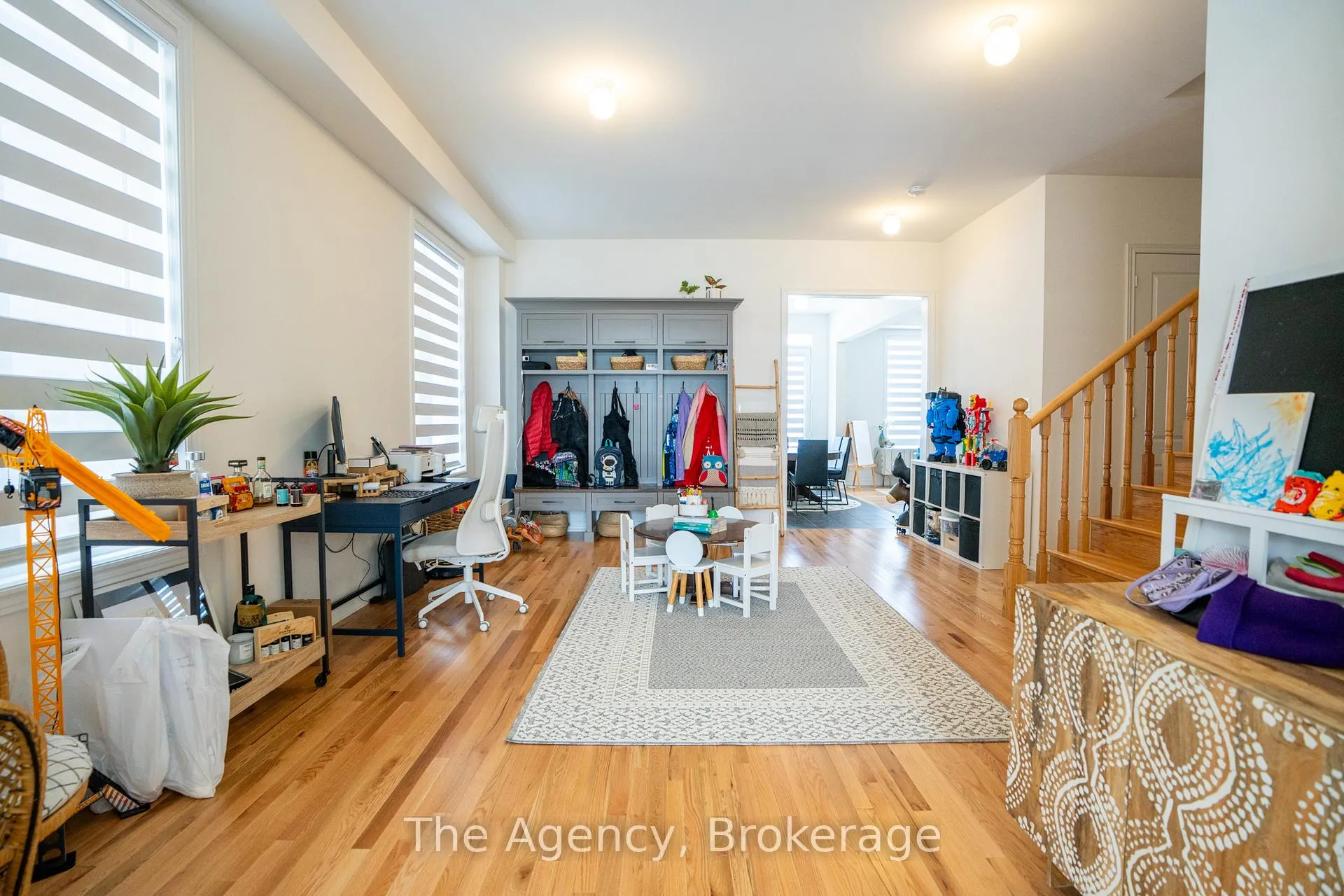 Photo 5 of 671 Anishinaabe Drive, Shelburne — HOMEH
