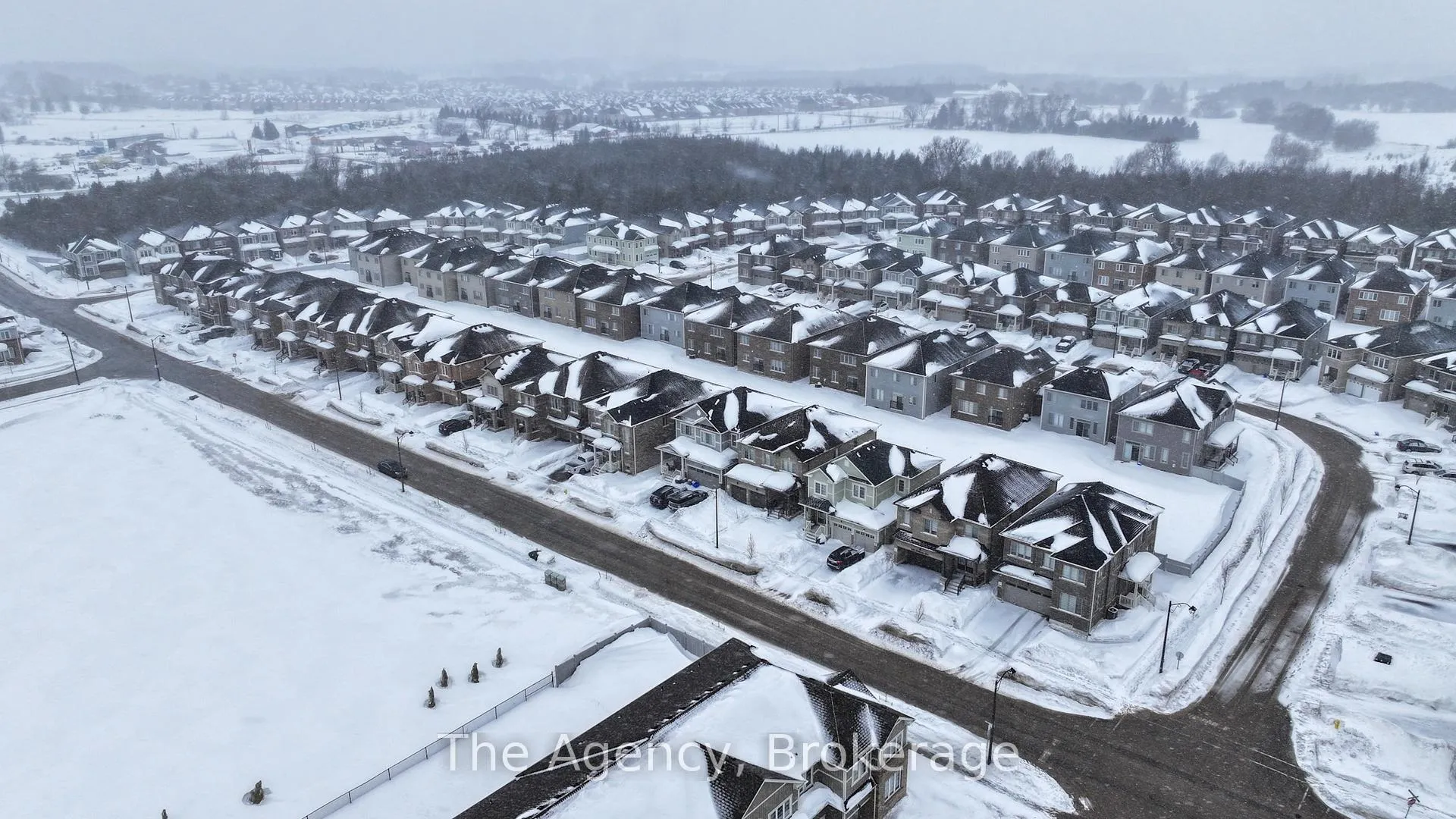 Photo 45 of 671 Anishinaabe Drive, Shelburne — HOMEH