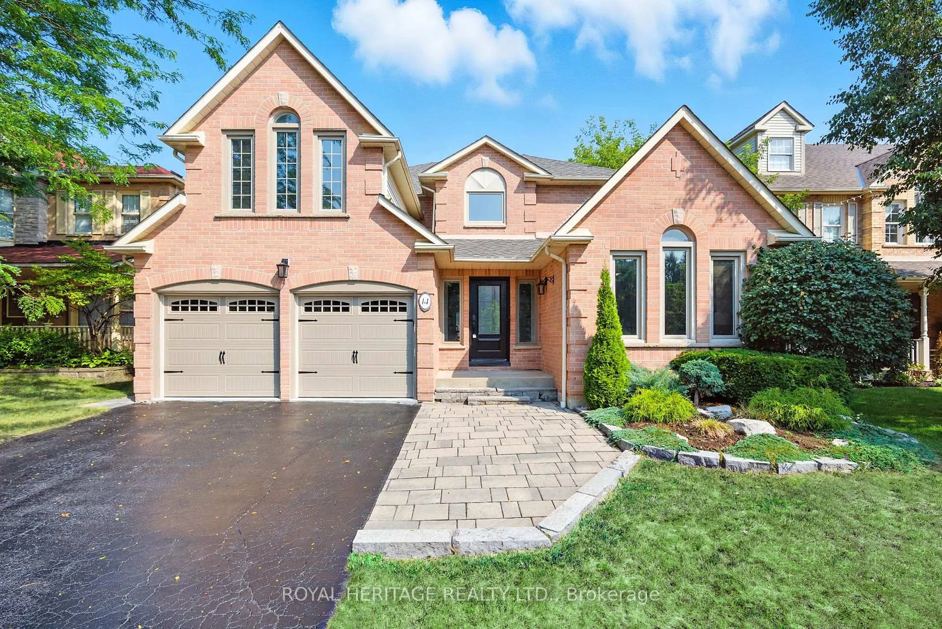 Photo 2 of 14 Balsdon Crescent, Whitby, Lynde Creek — HOMEH
