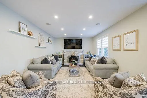 Photo 15 of 14 Balsdon Crescent, Whitby, Lynde Creek — HOMEH