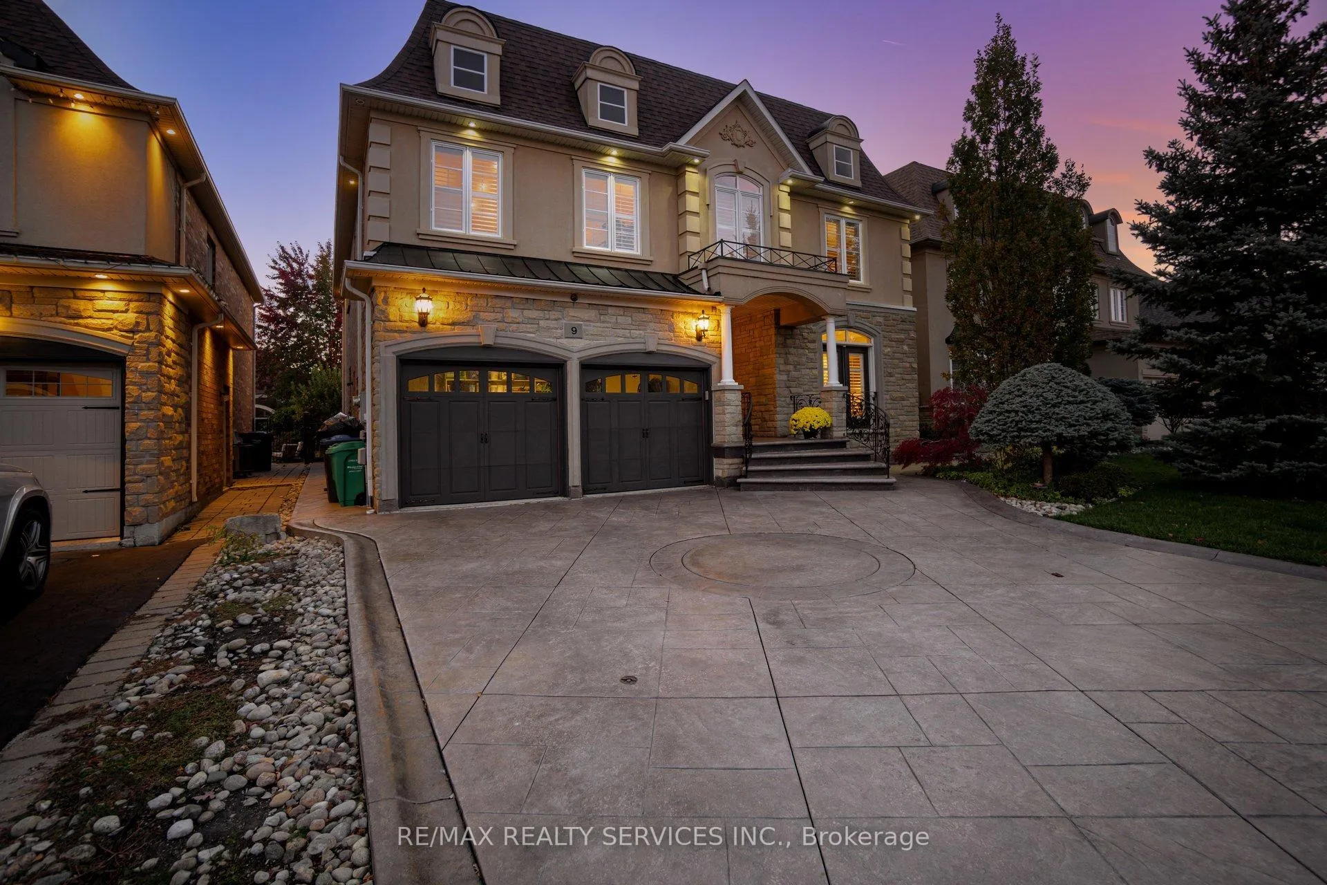 Photo 2 of 9 Concorde Drive, Brampton, Vales of Castlemore North — HOMEH