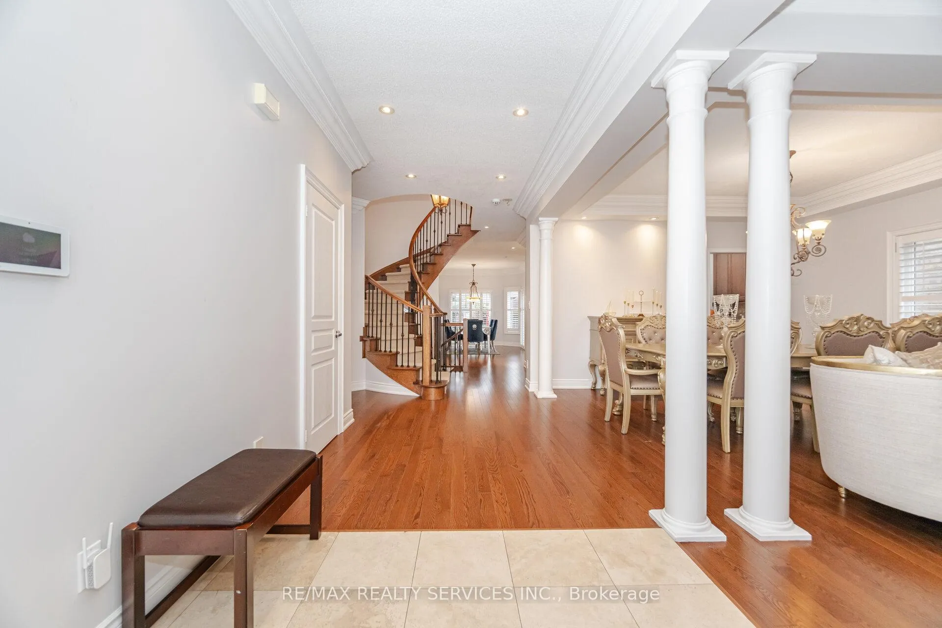 Photo 6 of 9 Concorde Drive, Brampton, Vales of Castlemore North — HOMEH