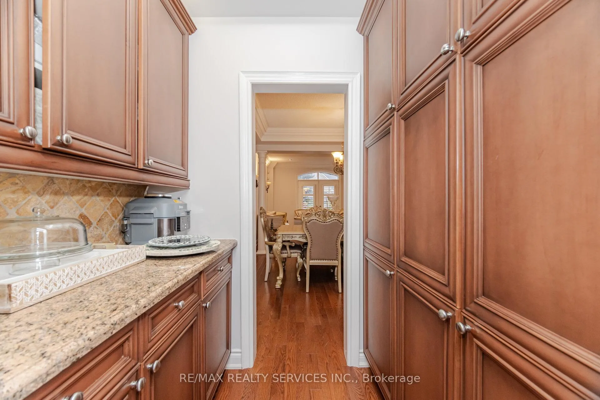 Photo 19 of 9 Concorde Drive, Brampton, Vales of Castlemore North — HOMEH