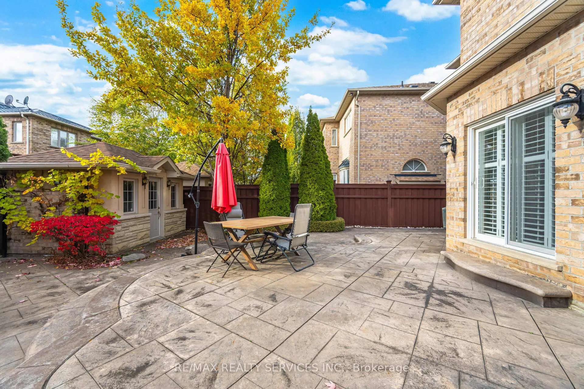Photo 45 of 9 Concorde Drive, Brampton, Vales of Castlemore North — HOMEH