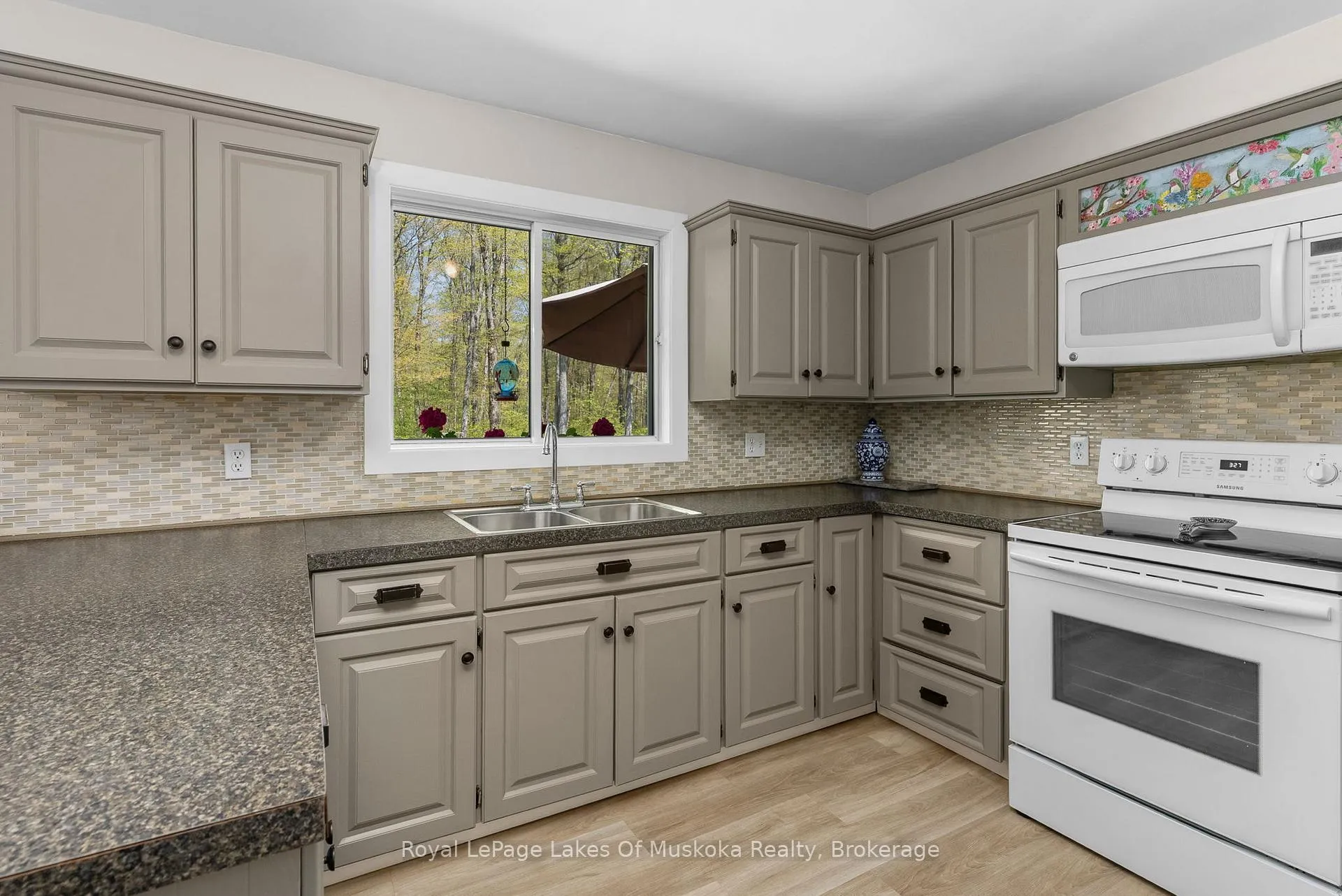 Photo 9 of 1101 Starratt Road, Ryerson — HOMEH