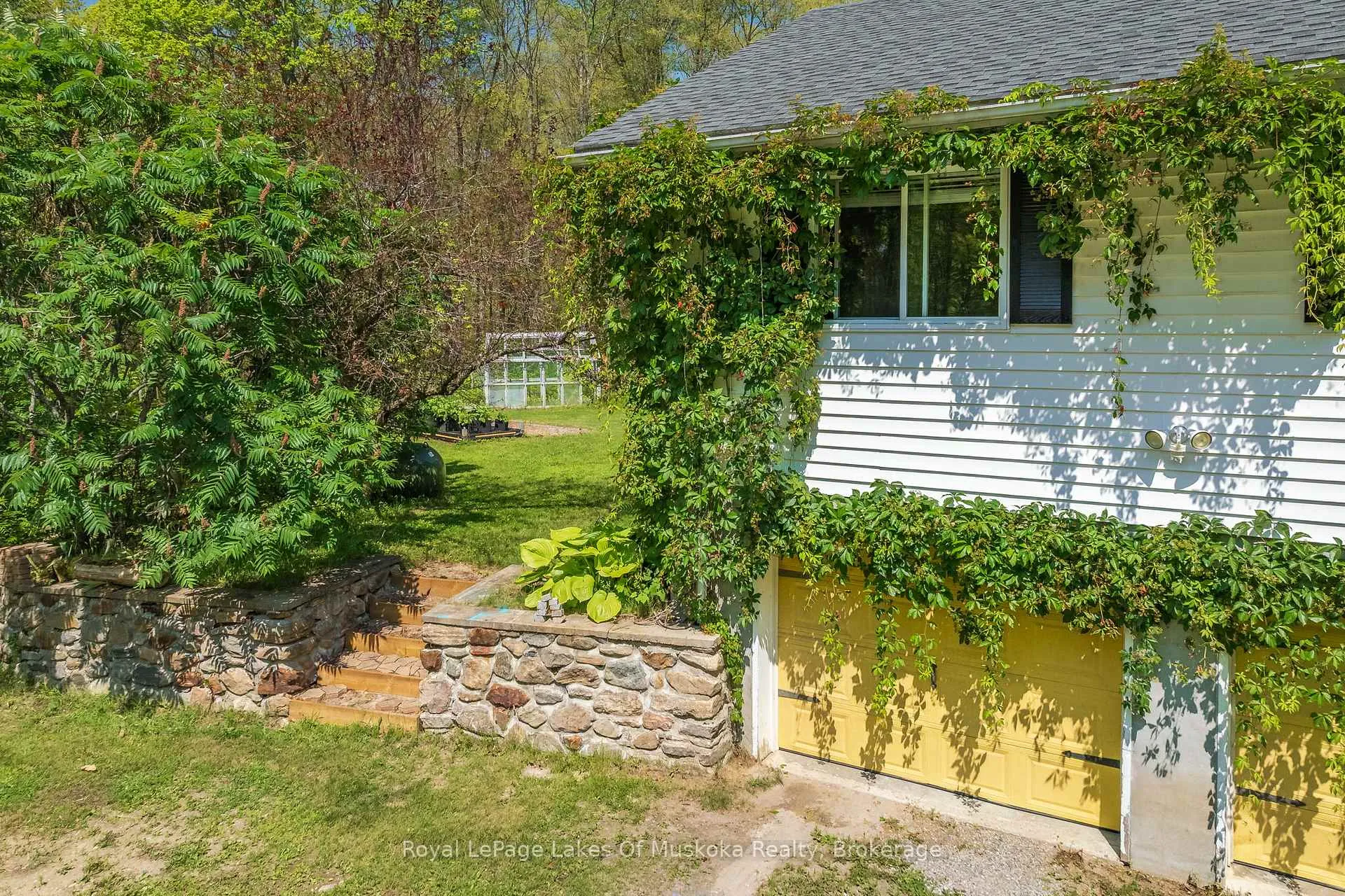 Photo 37 of 1101 Starratt Road, Ryerson — HOMEH