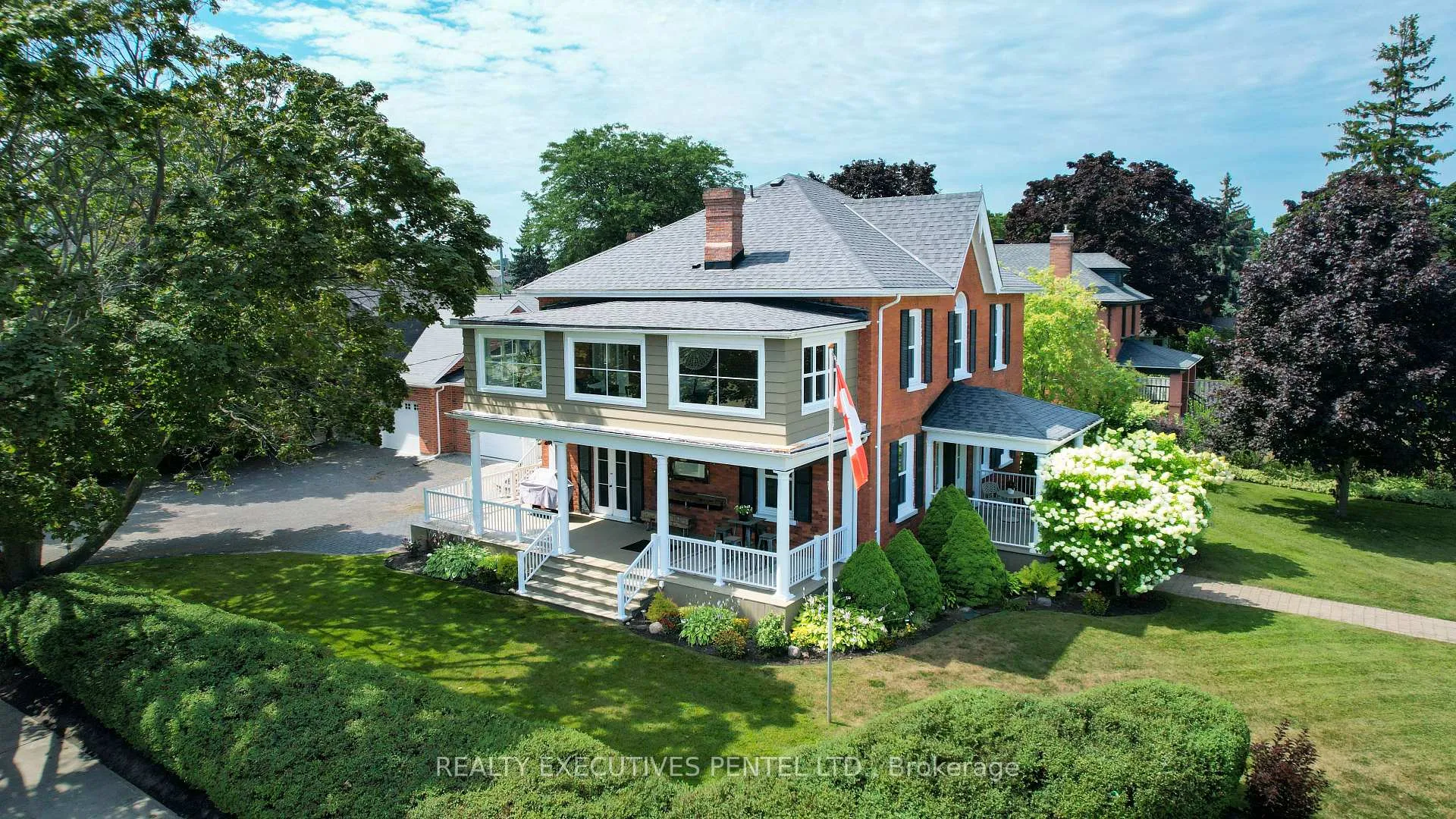 Photo of 351 George St. Street