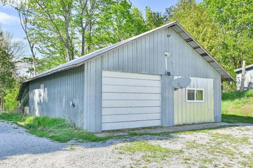 Photo 3 of 4865 Road 506, North Frontenac — HOMEH