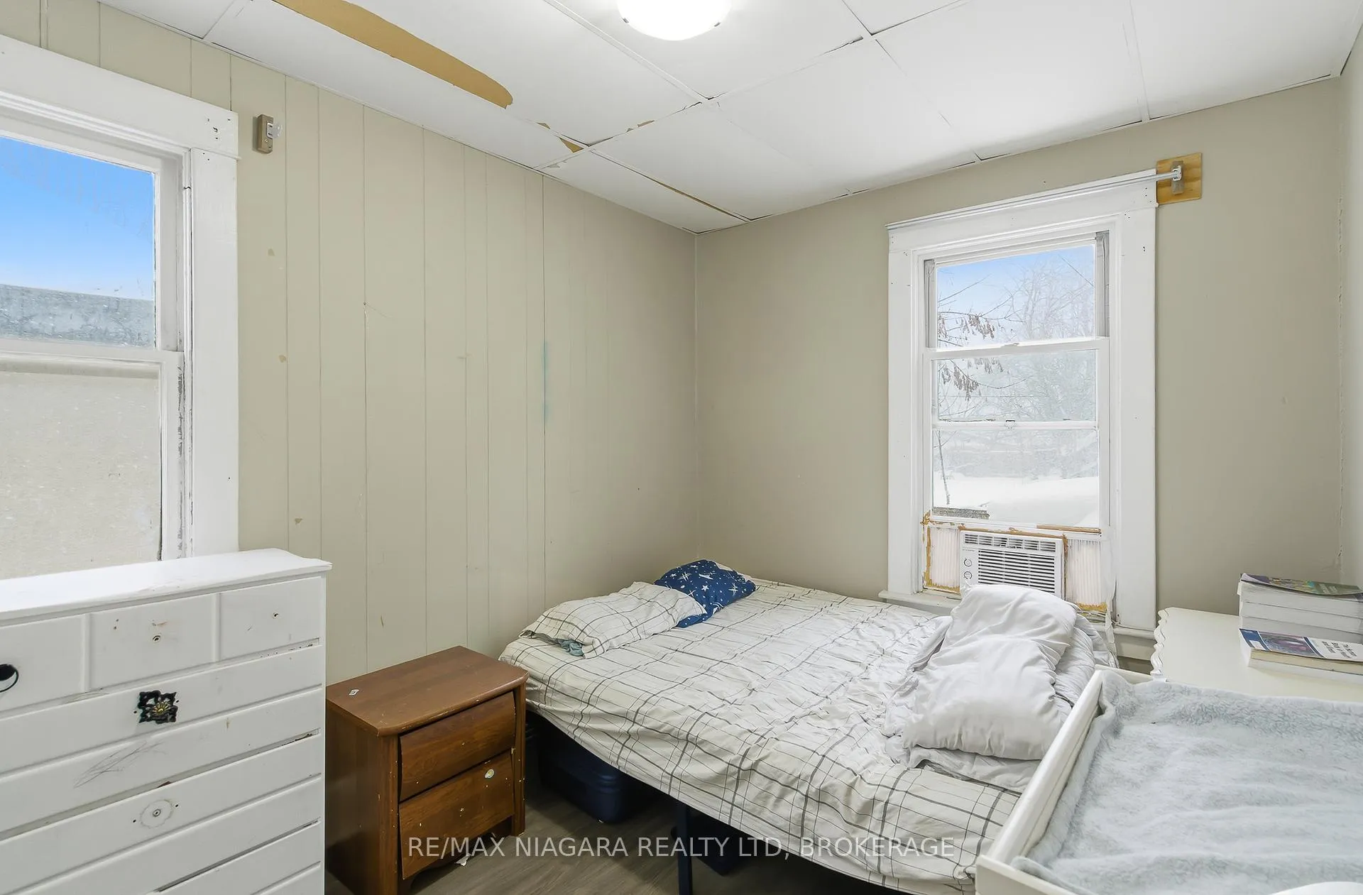 Photo 16 of 8 Ida Street, St. Catharines, E. Chester — HOMEH