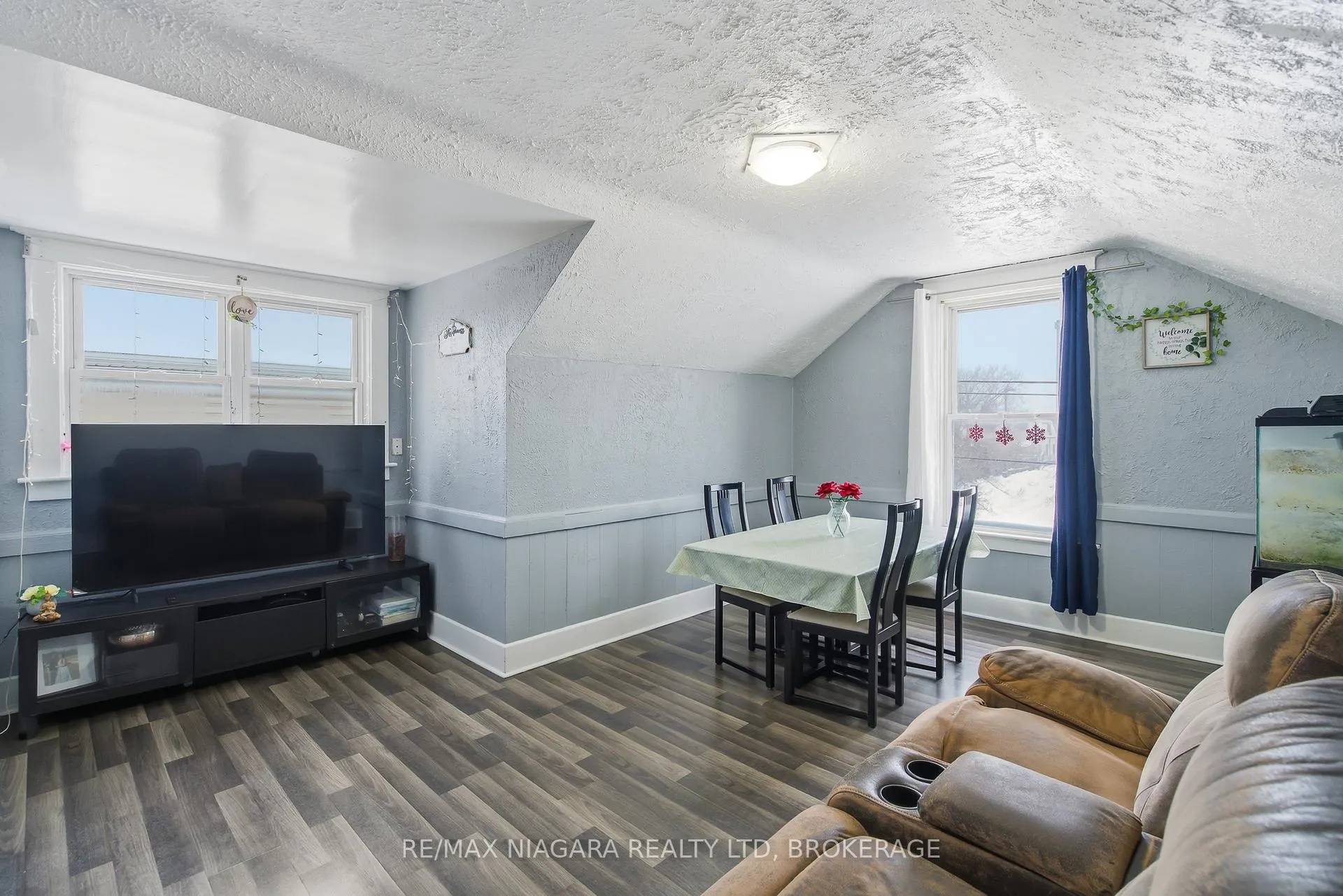 Photo 20 of 8 Ida Street, St. Catharines, E. Chester — HOMEH